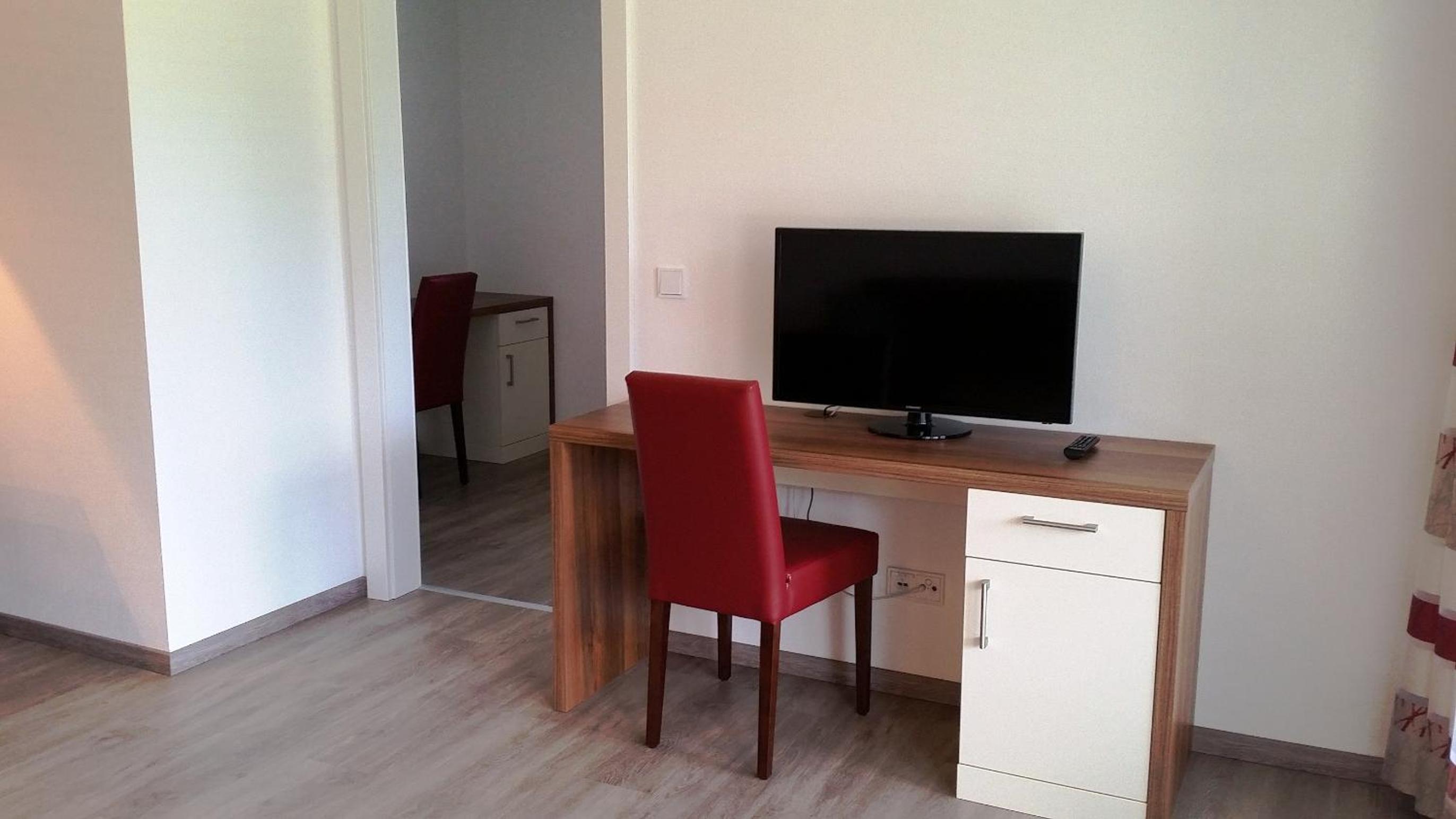 Photo 42