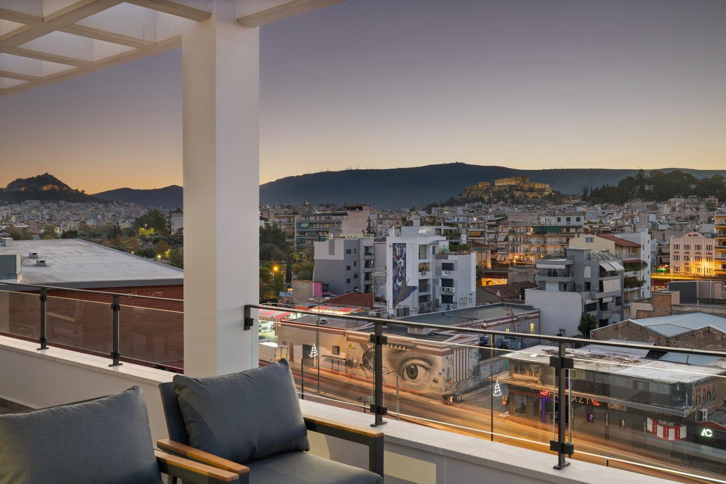 ATHENIAN VIEW LOFT