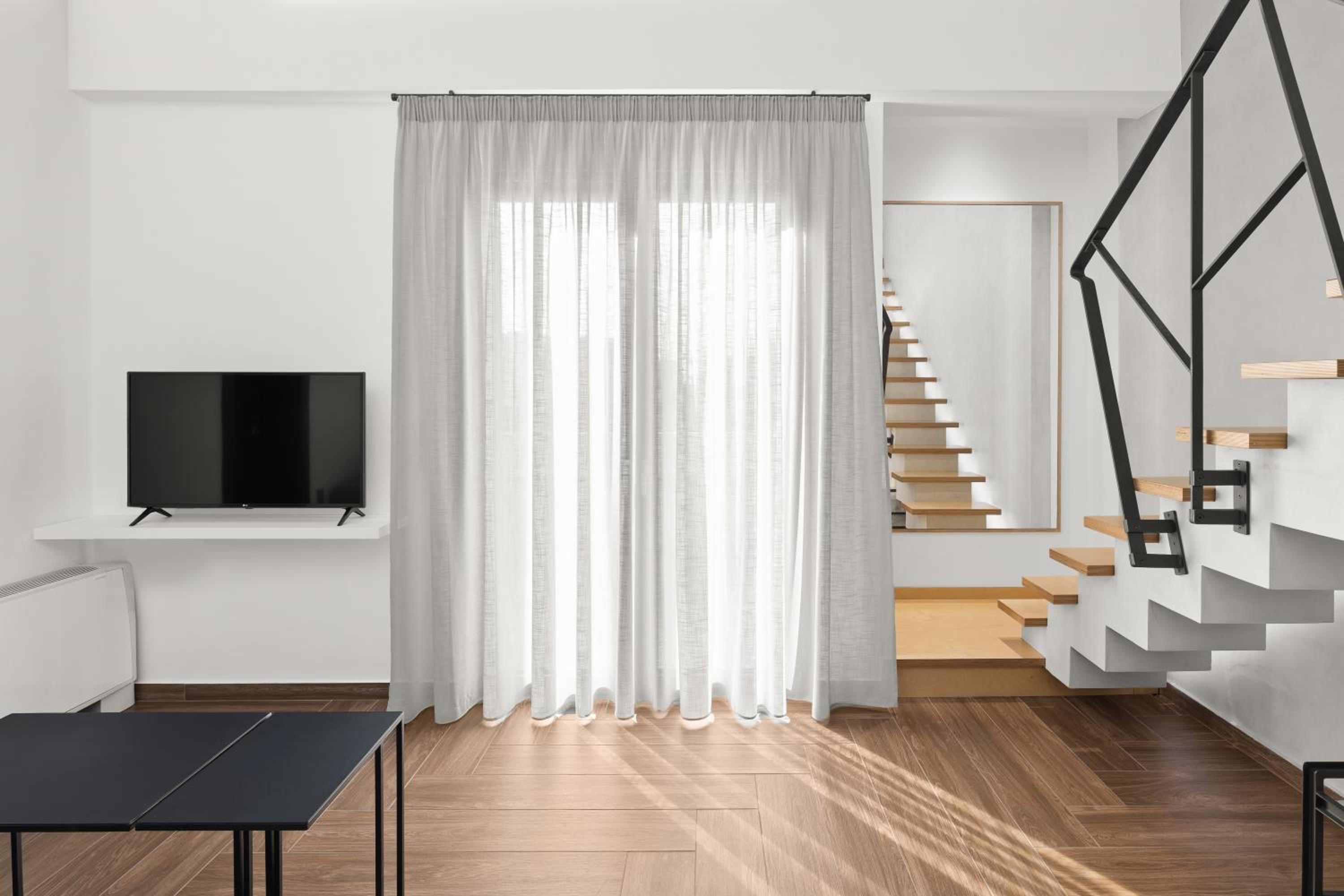 ATHENIAN VIEW LOFT