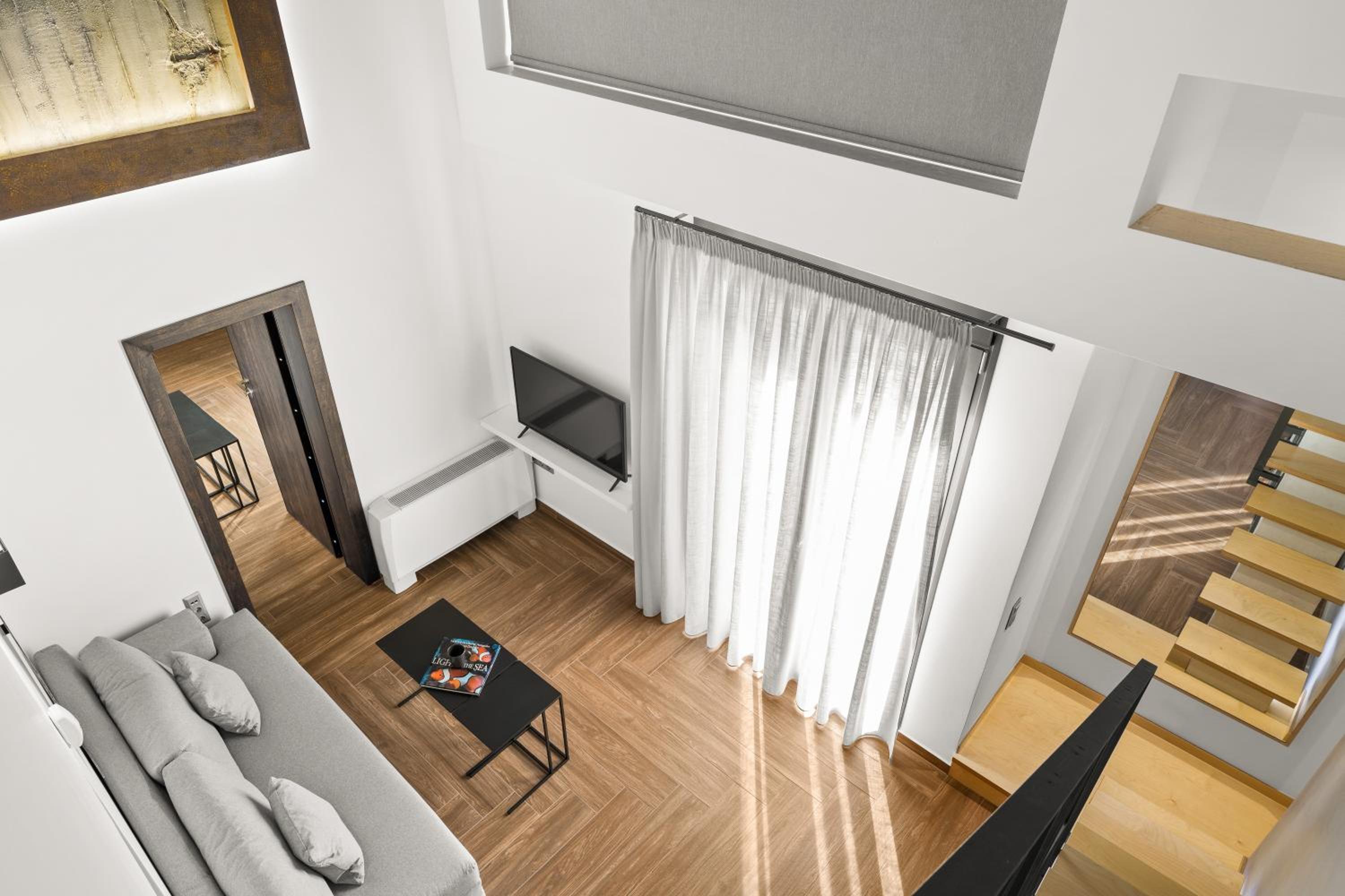 ATHENIAN VIEW LOFT