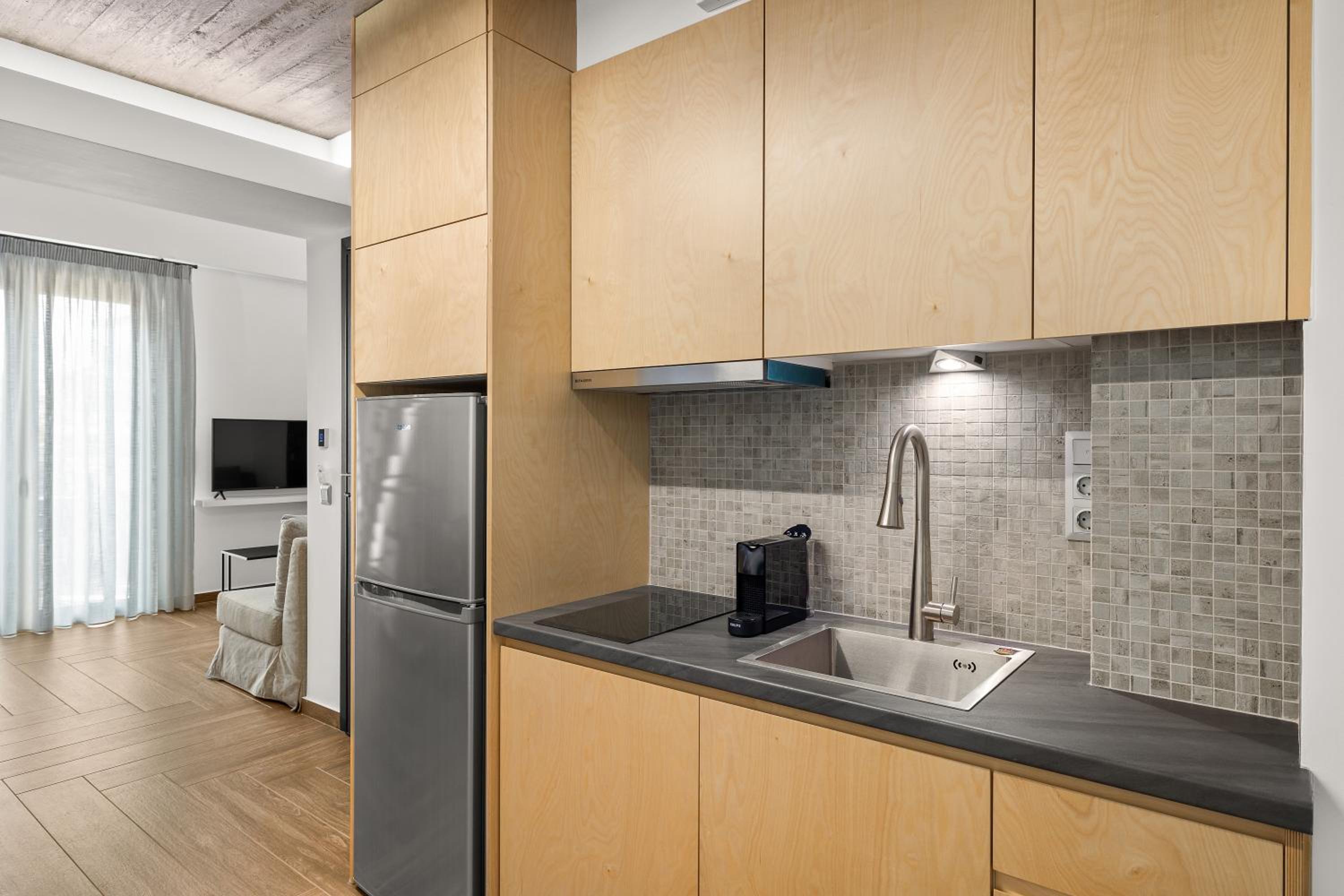 ATHENIAN VIEW LOFT