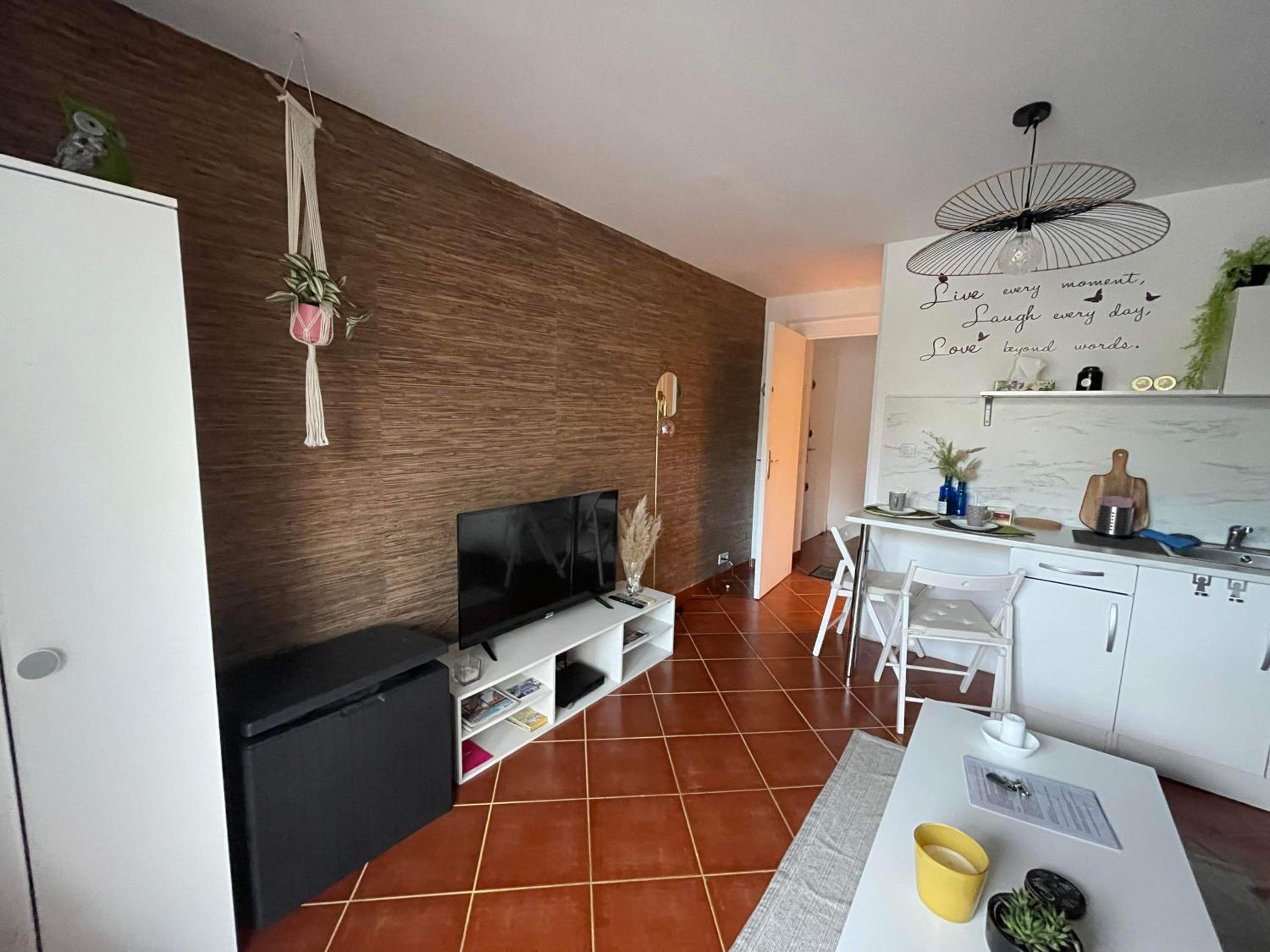 VAM STUDIO MONTPELLIER - Image 4