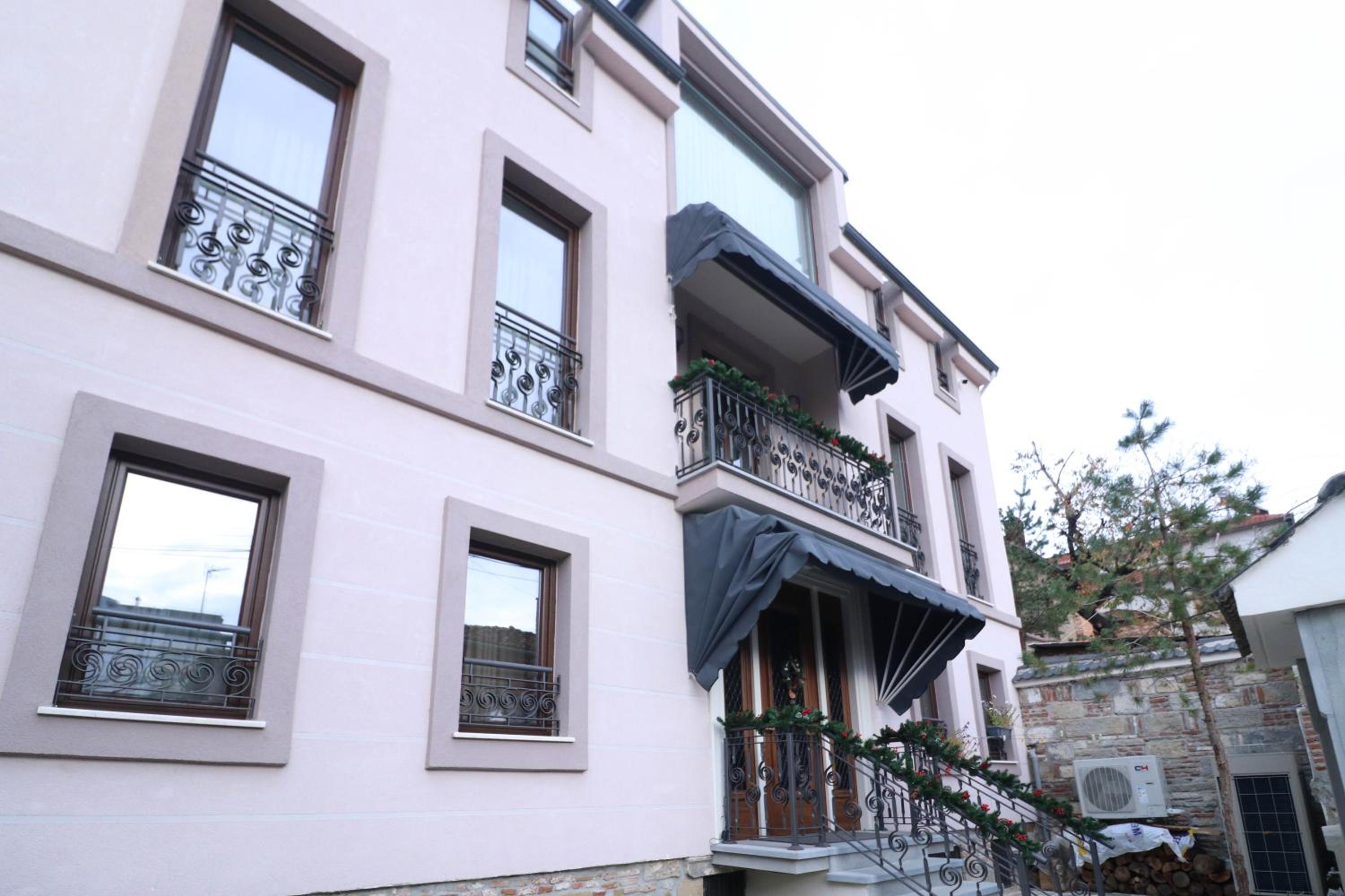 Në Kroi