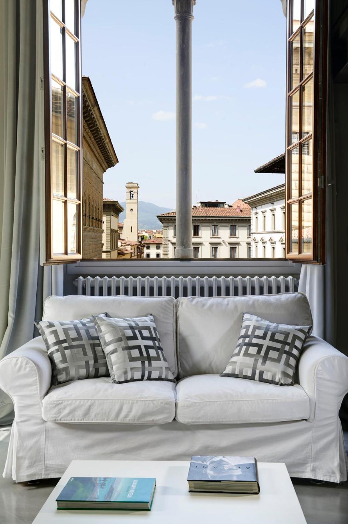 Strozzi Square Amazing House