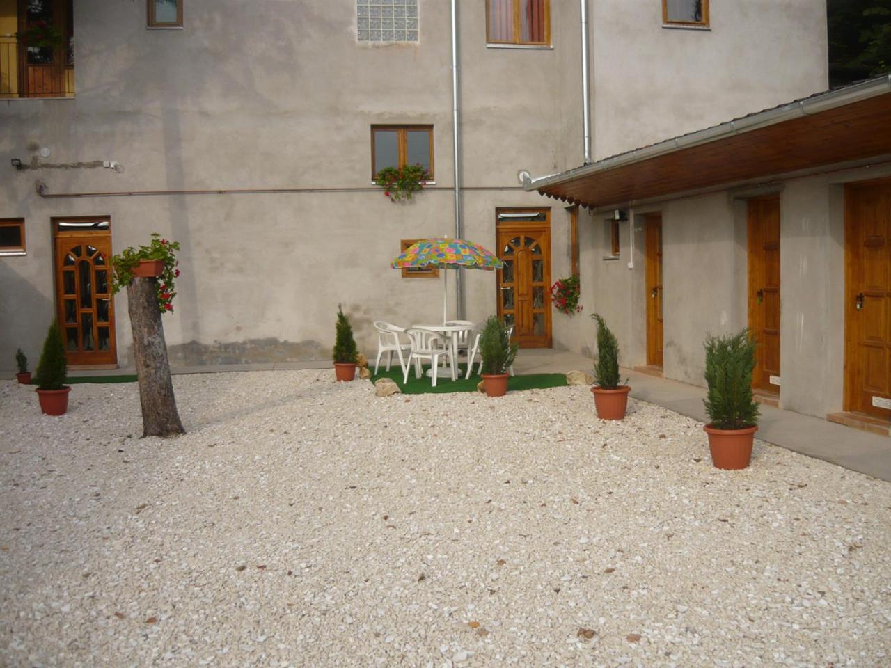 Photo 24