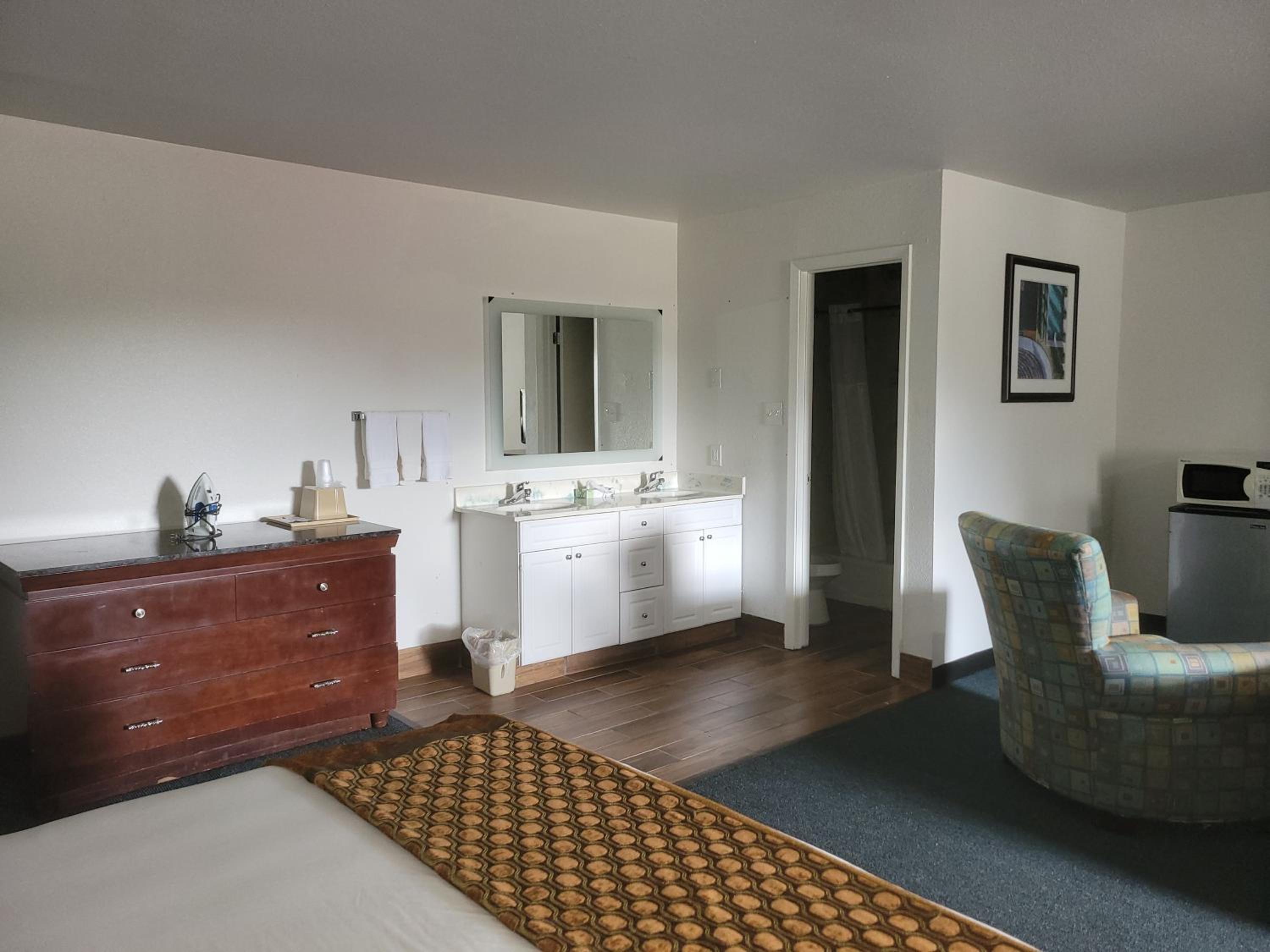 Executive Inn  Suites Cuero - Property Image 6