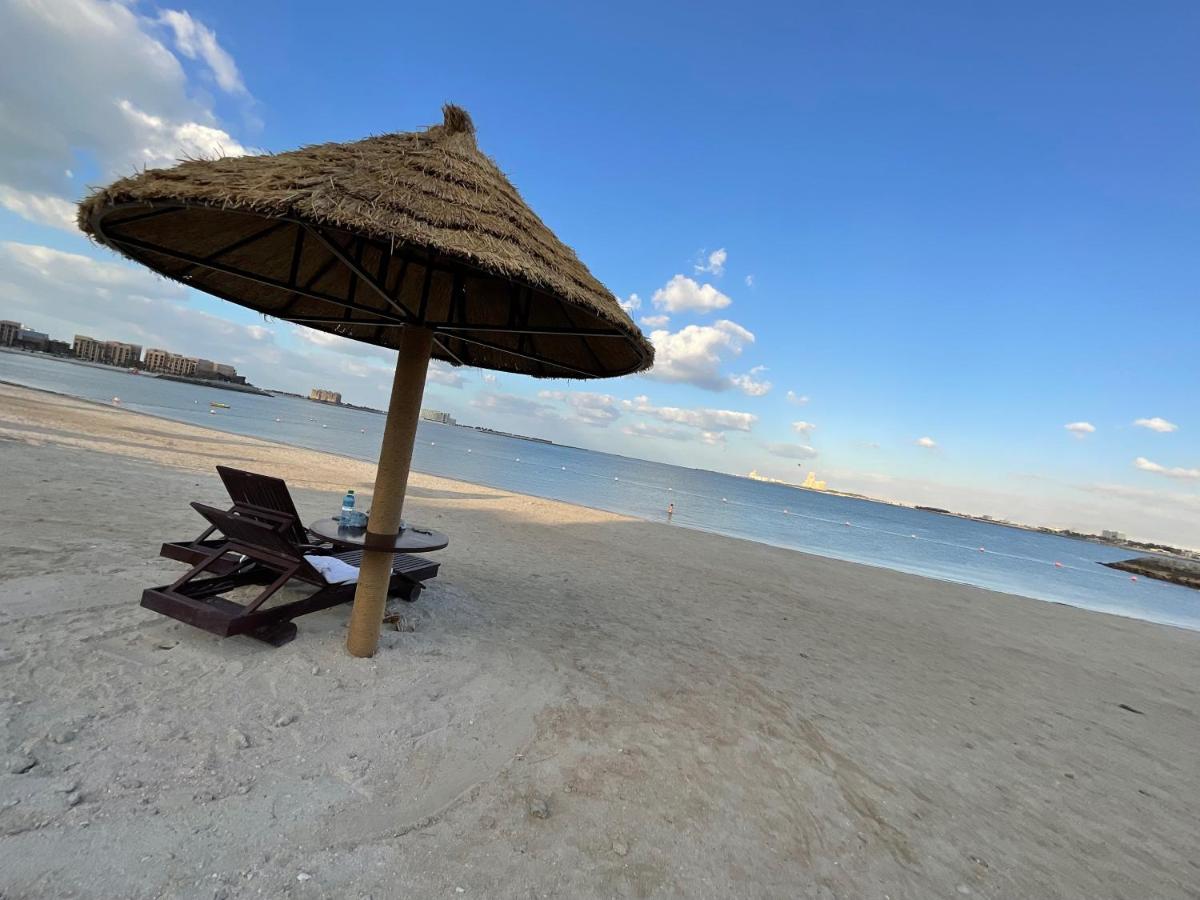 Lovely 1 bedroom holiday home on the beach