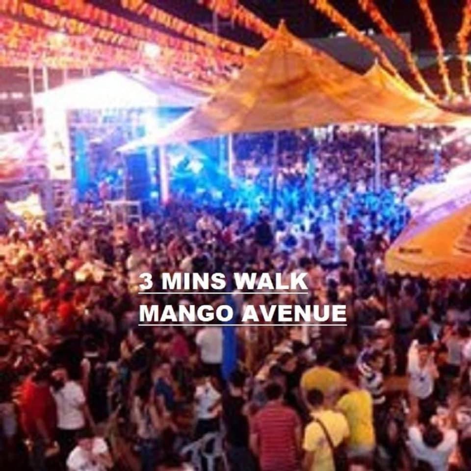 Horizon 101 A1 Shortwalk Robinson mall mango square bars free Pool view 3