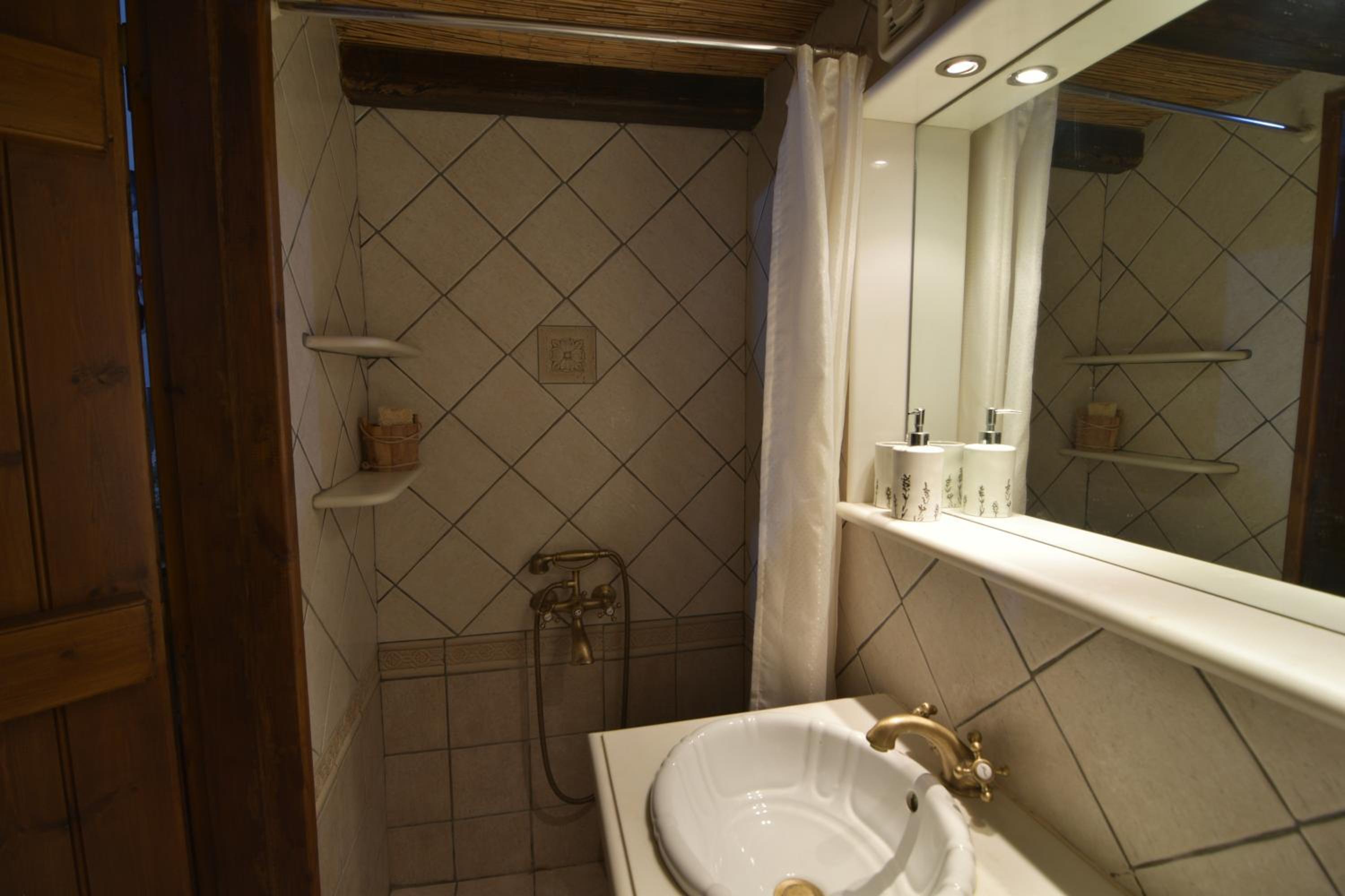 Photo 43