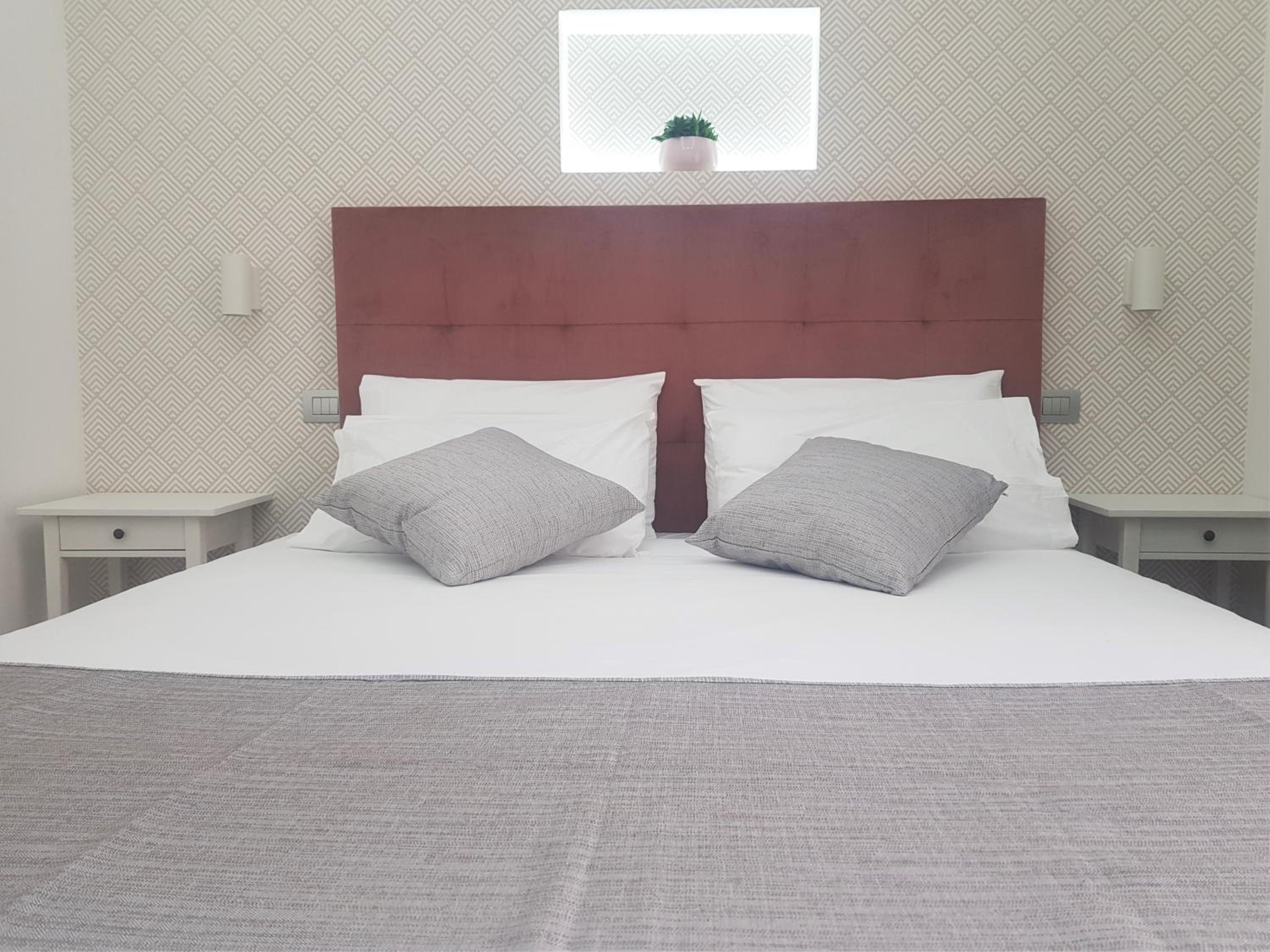 Duomo Platinum Apartments