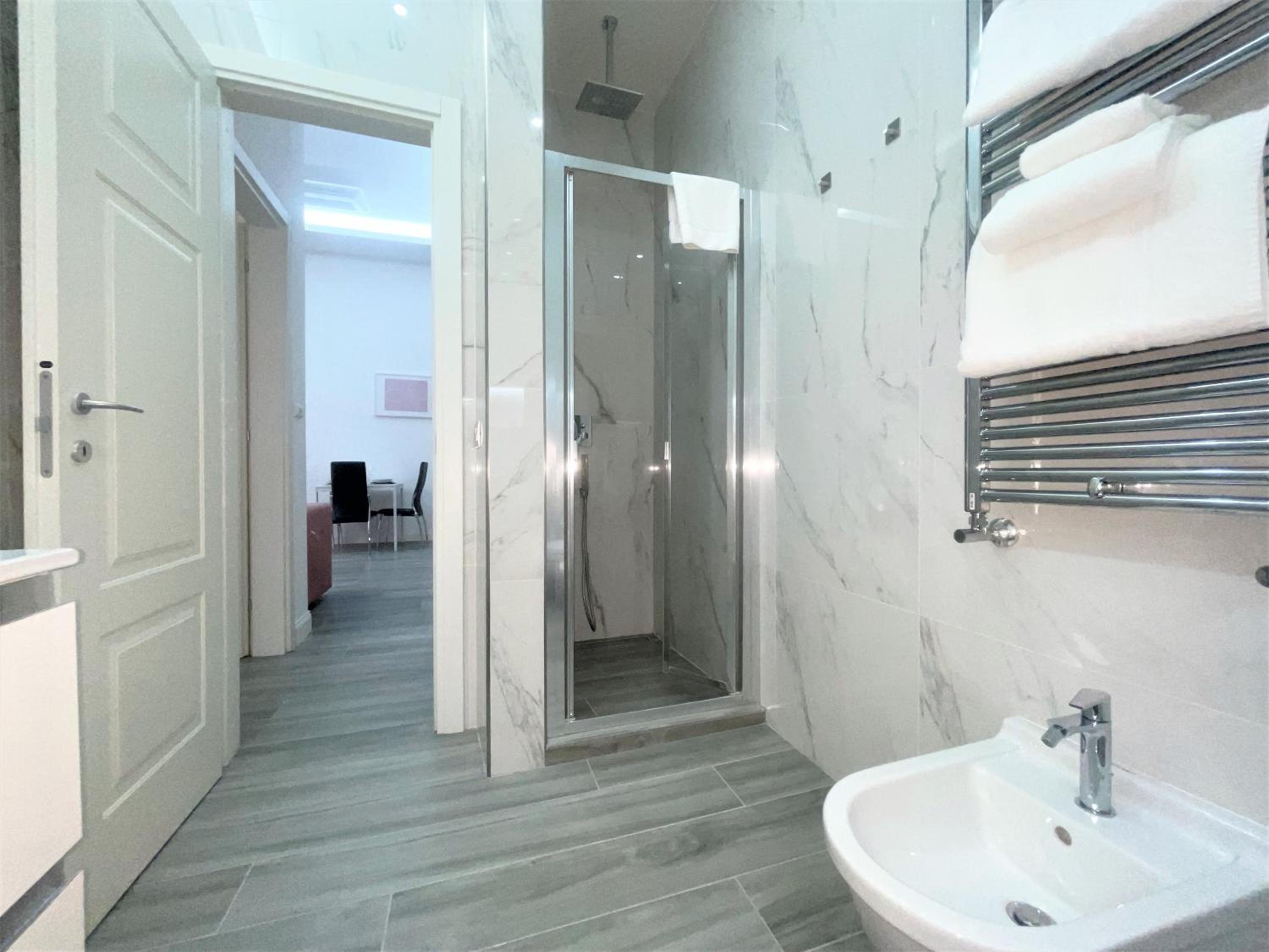 Duomo Platinum Apartments