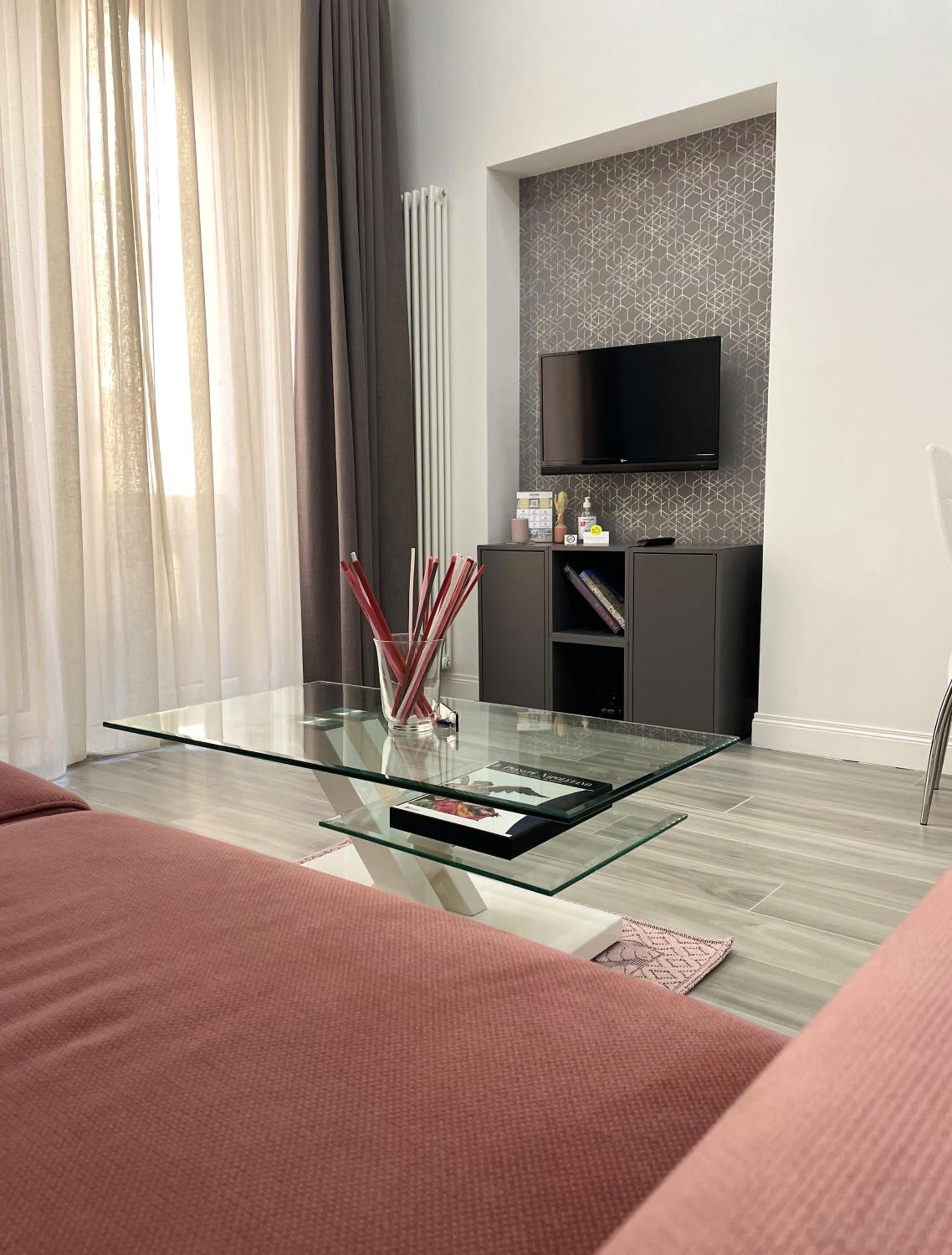 Duomo Platinum Apartments