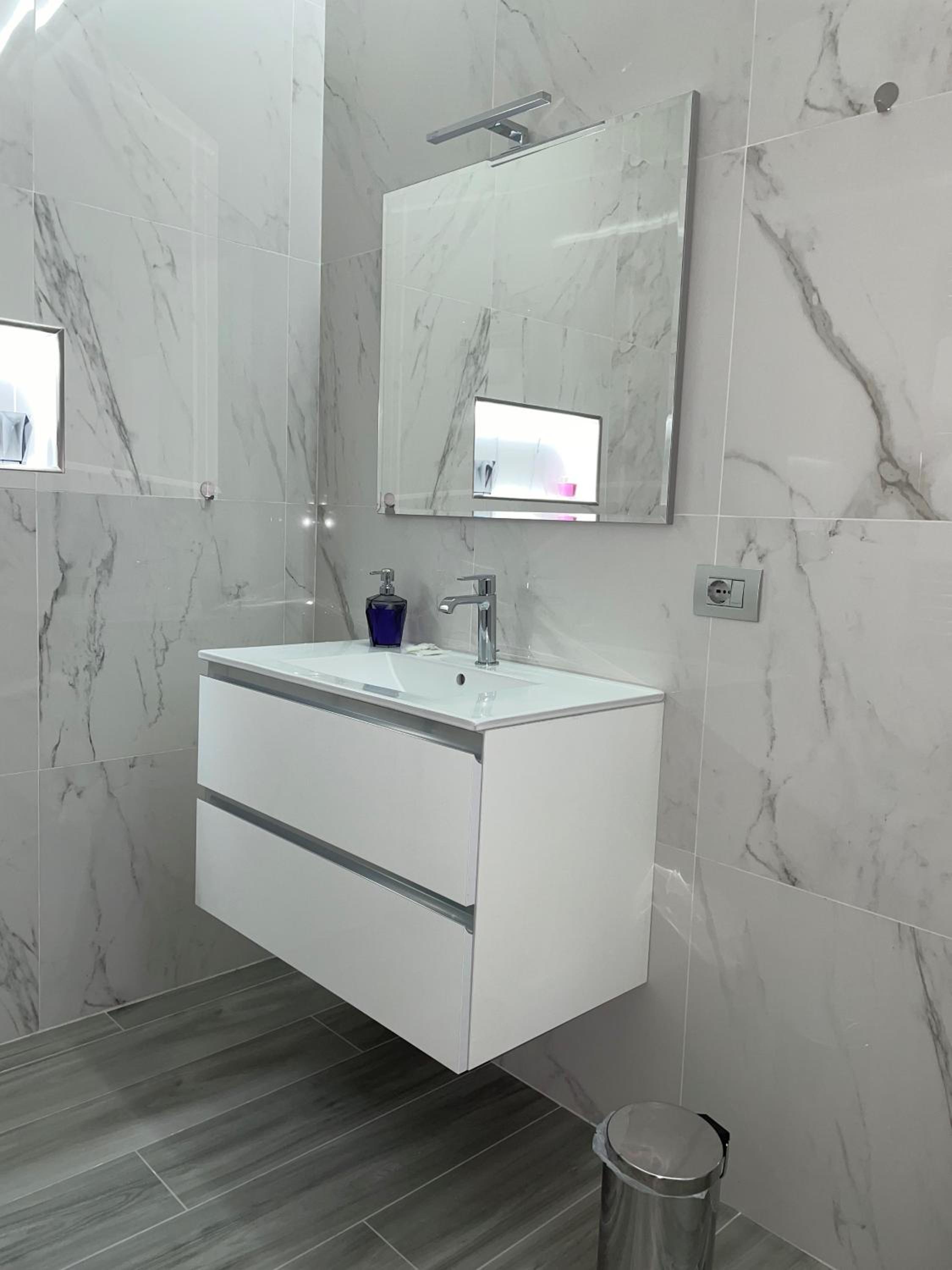 Duomo Platinum Apartments