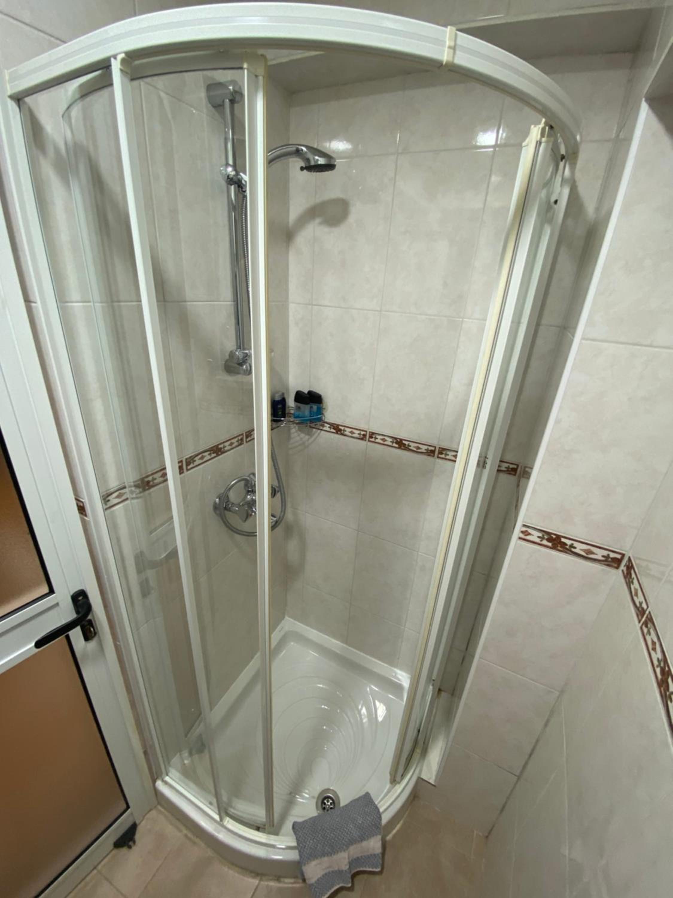 Moutallos Rooms Inn Homes