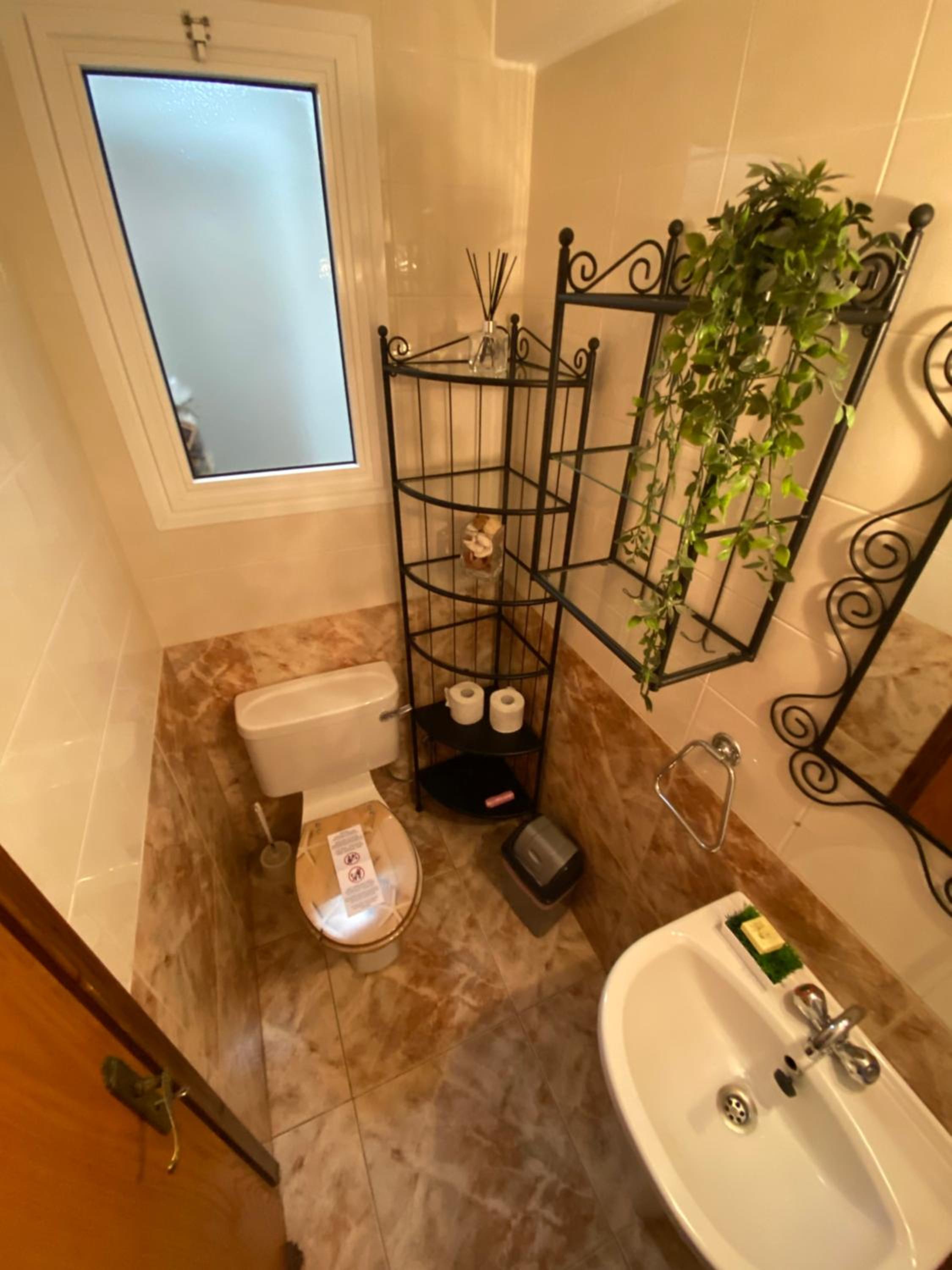 Moutallos Rooms Inn Homes