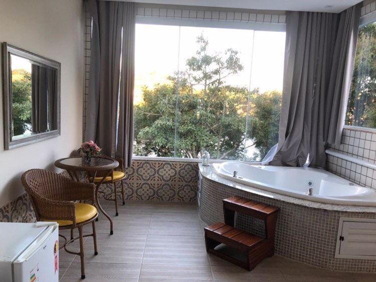 Jacuzzi