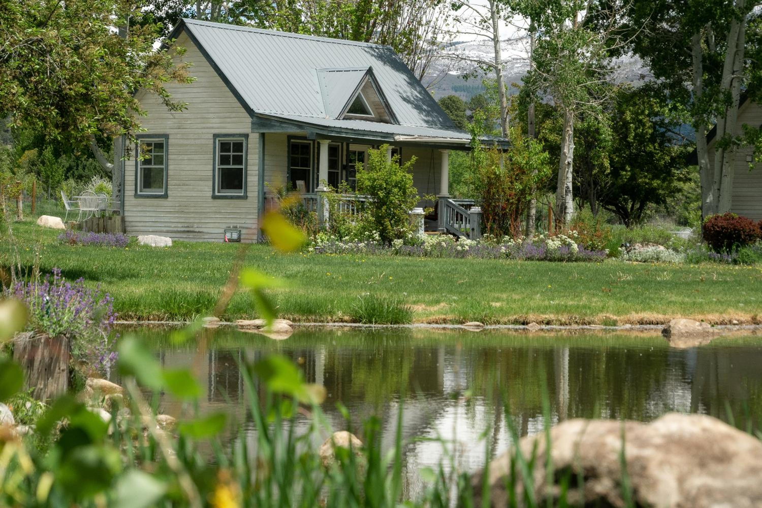 Apple Orchard Inn