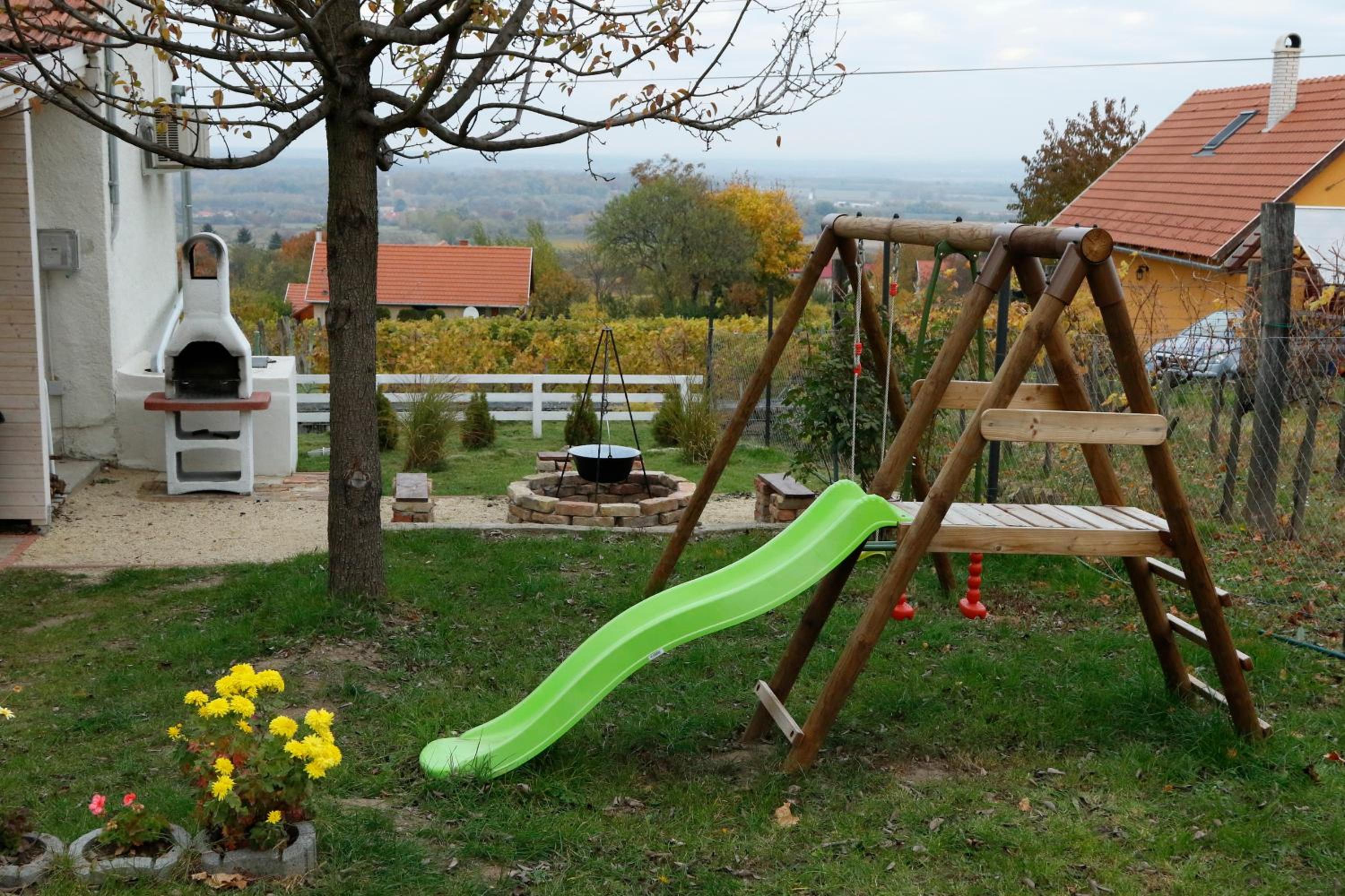 Photo 67