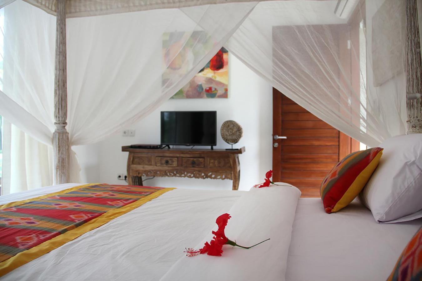 Villa Senang Senggigi, Senggigi - 4