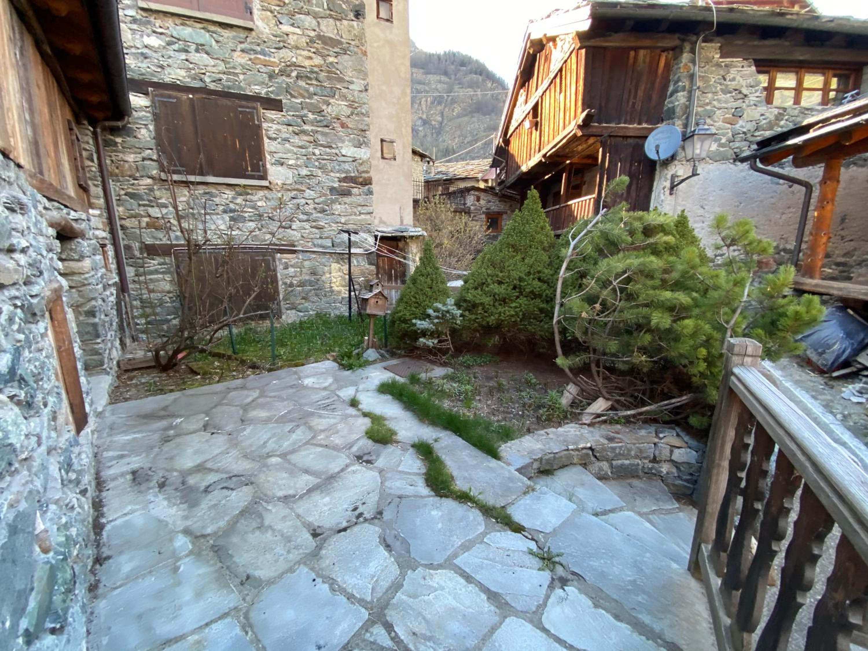 Photo 38