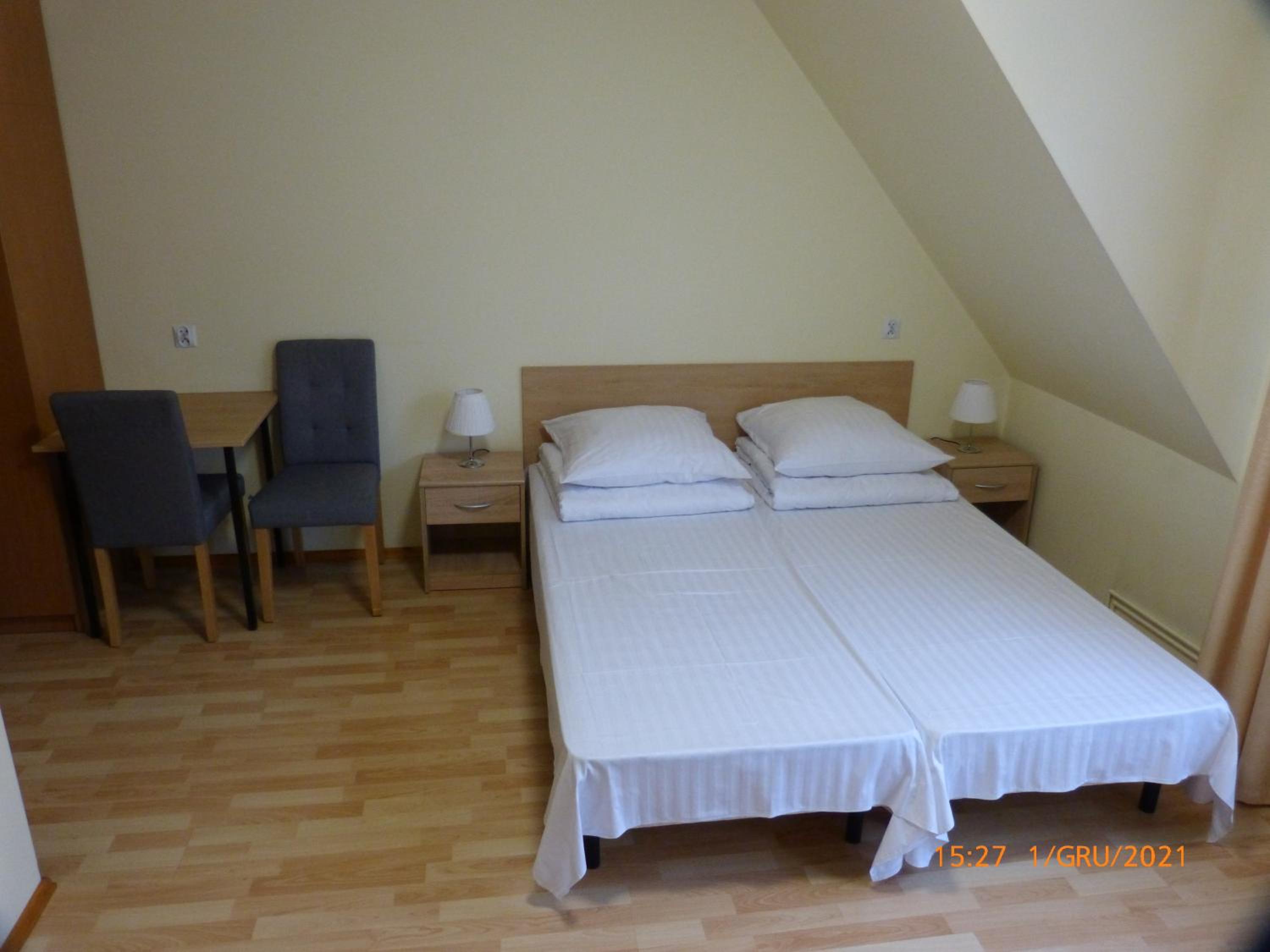 Photo 38