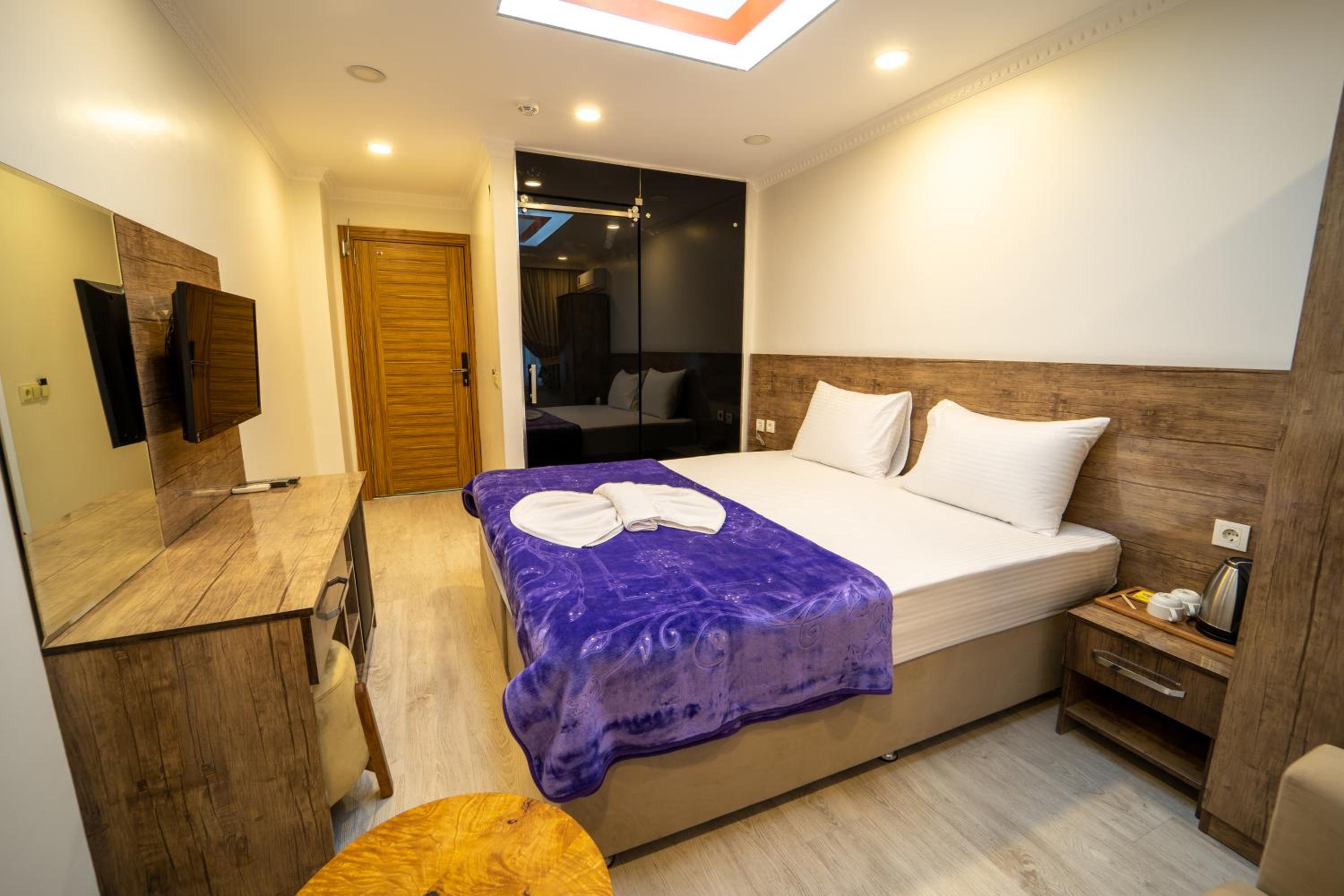 Zin Hotel İstanbul - Image 24