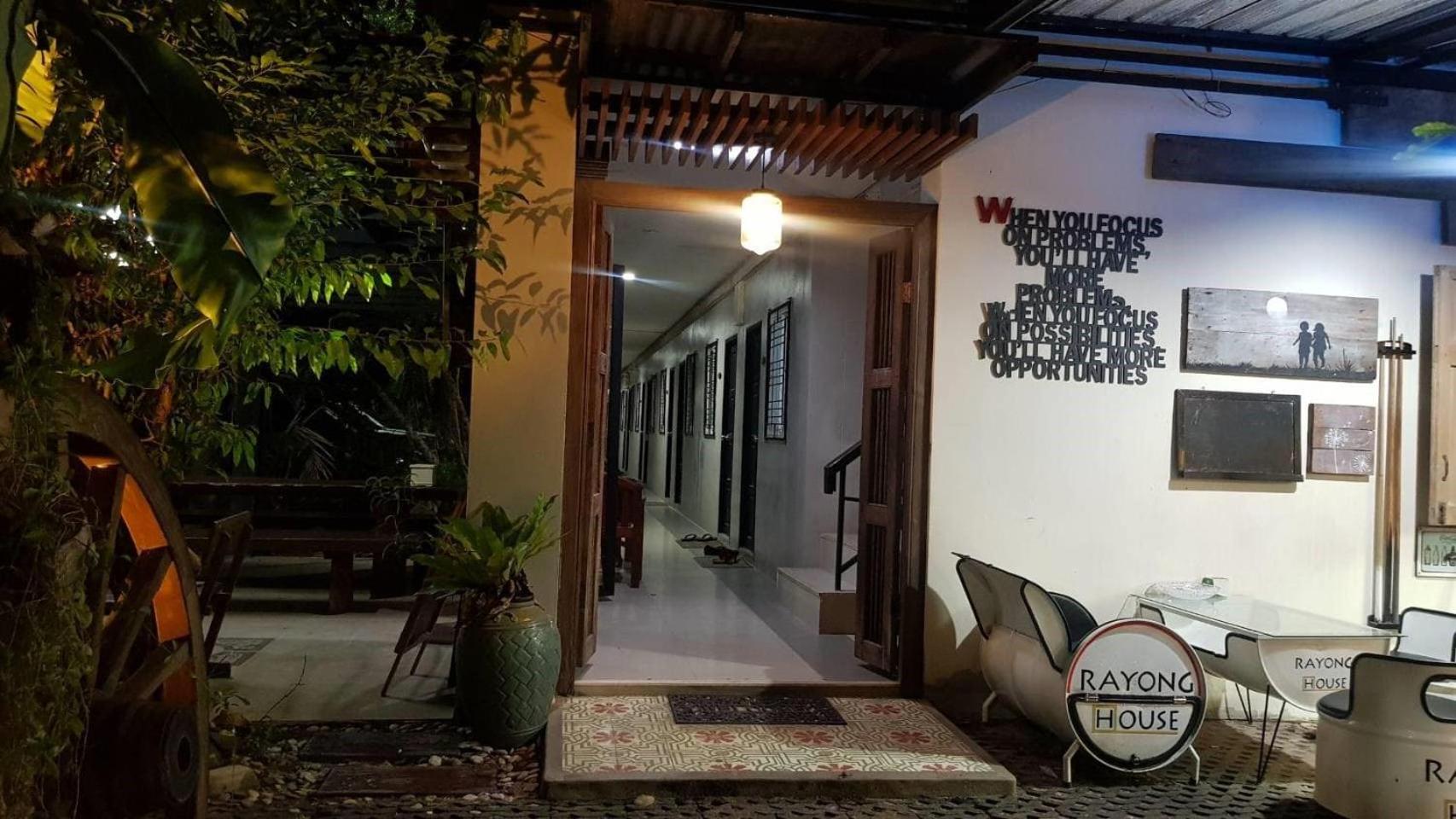 Rayonghouse Resort
