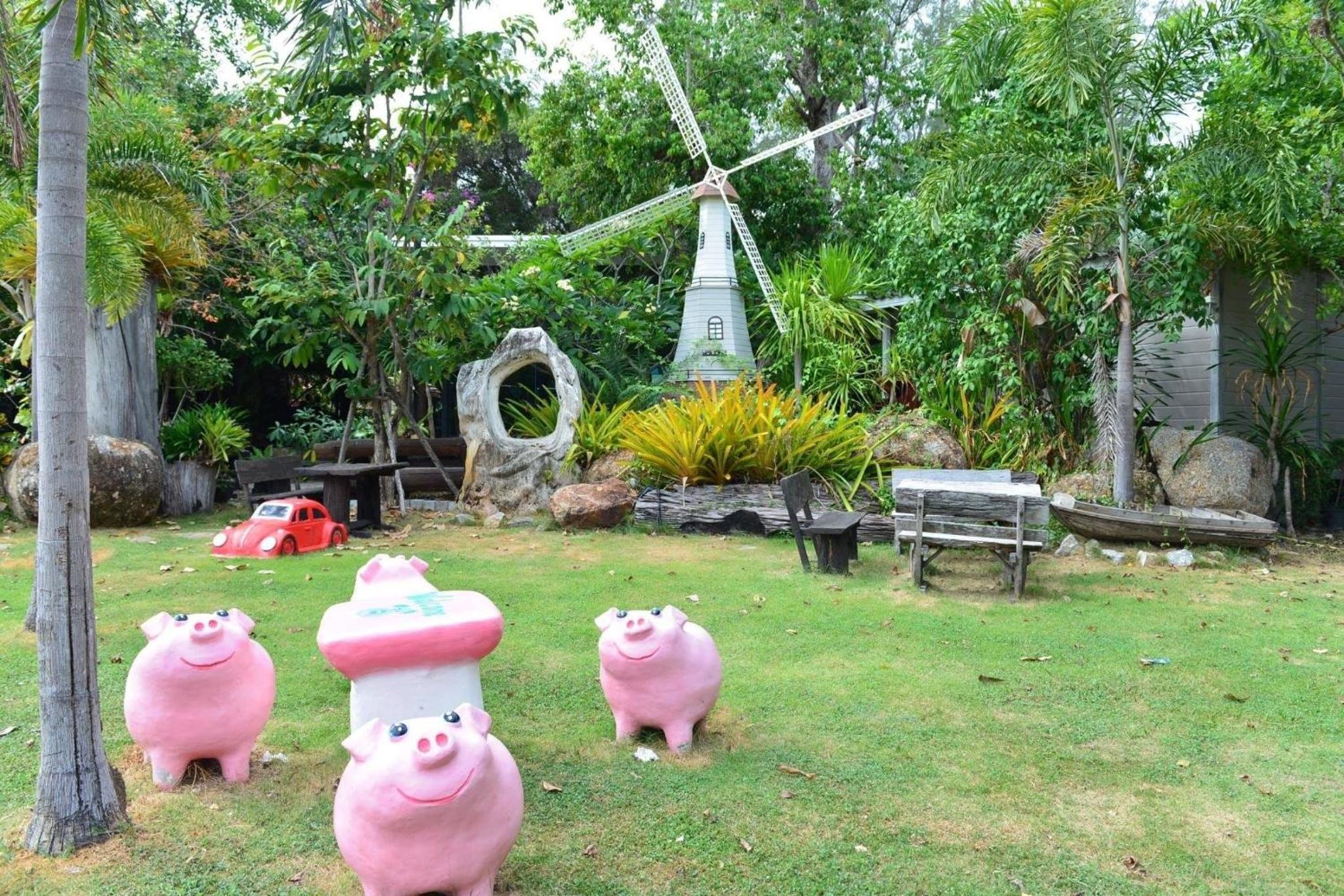 Rayonghouse Resort