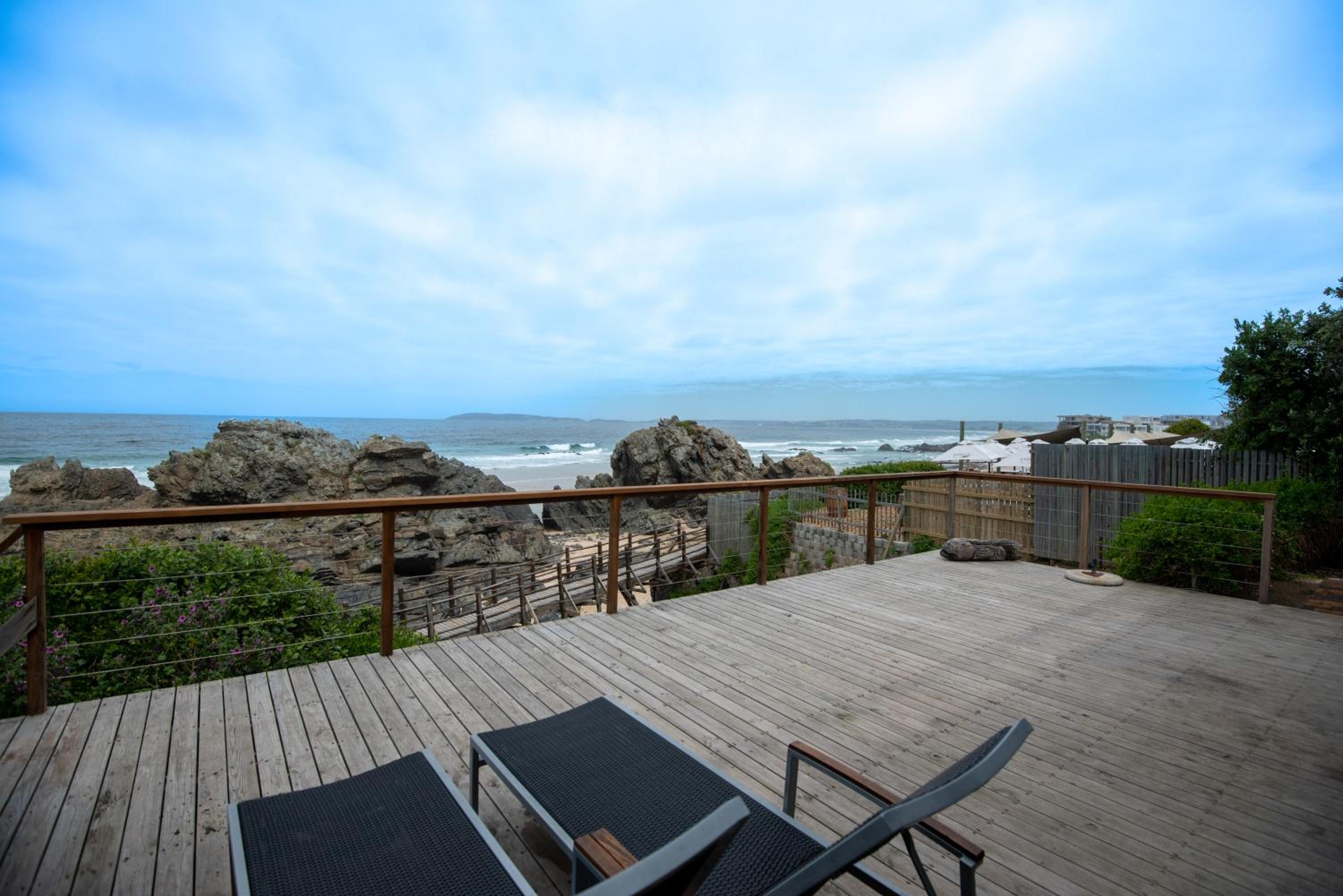 Picnic Rock Seaside Accommodation view 4
