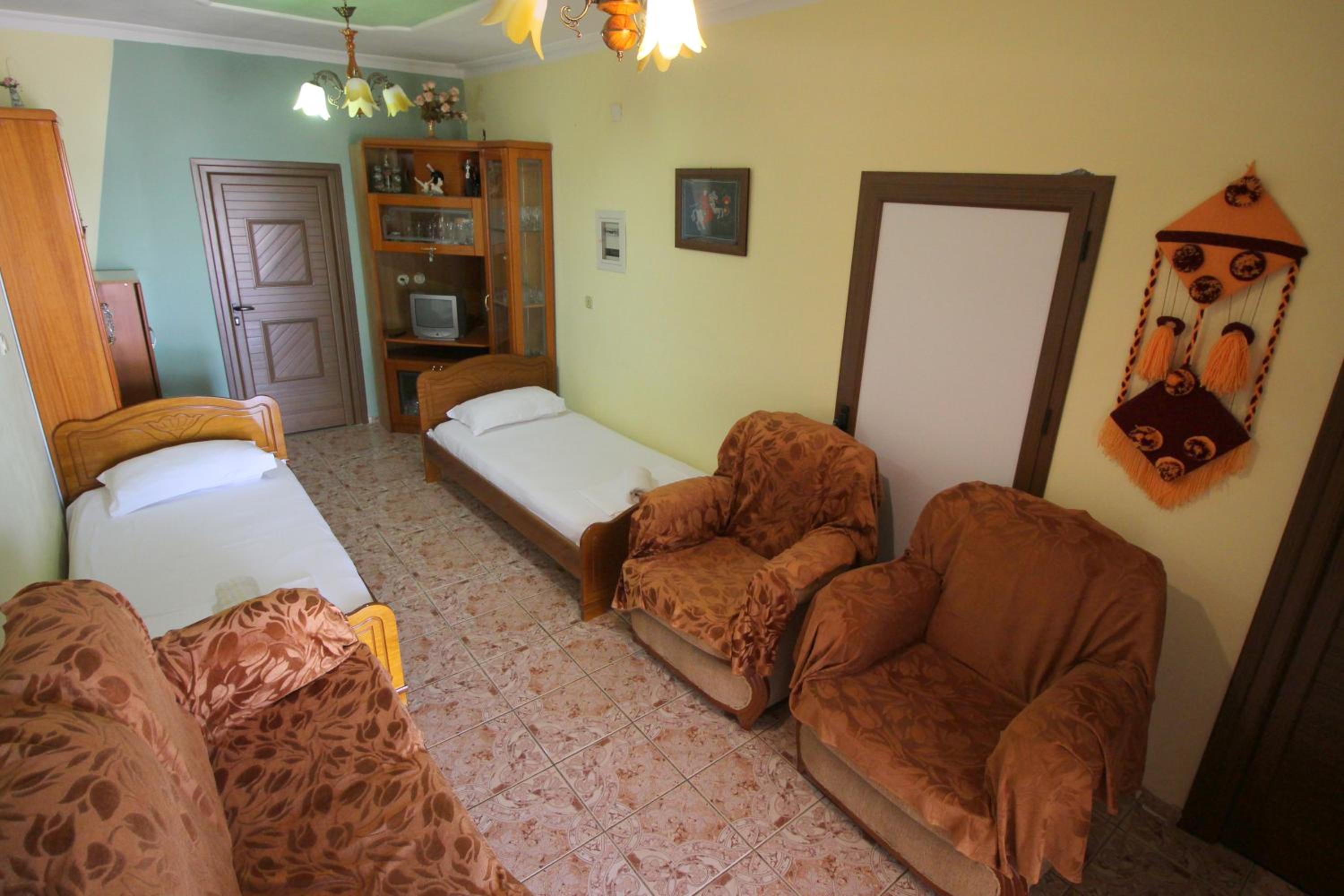 Vila Agushi