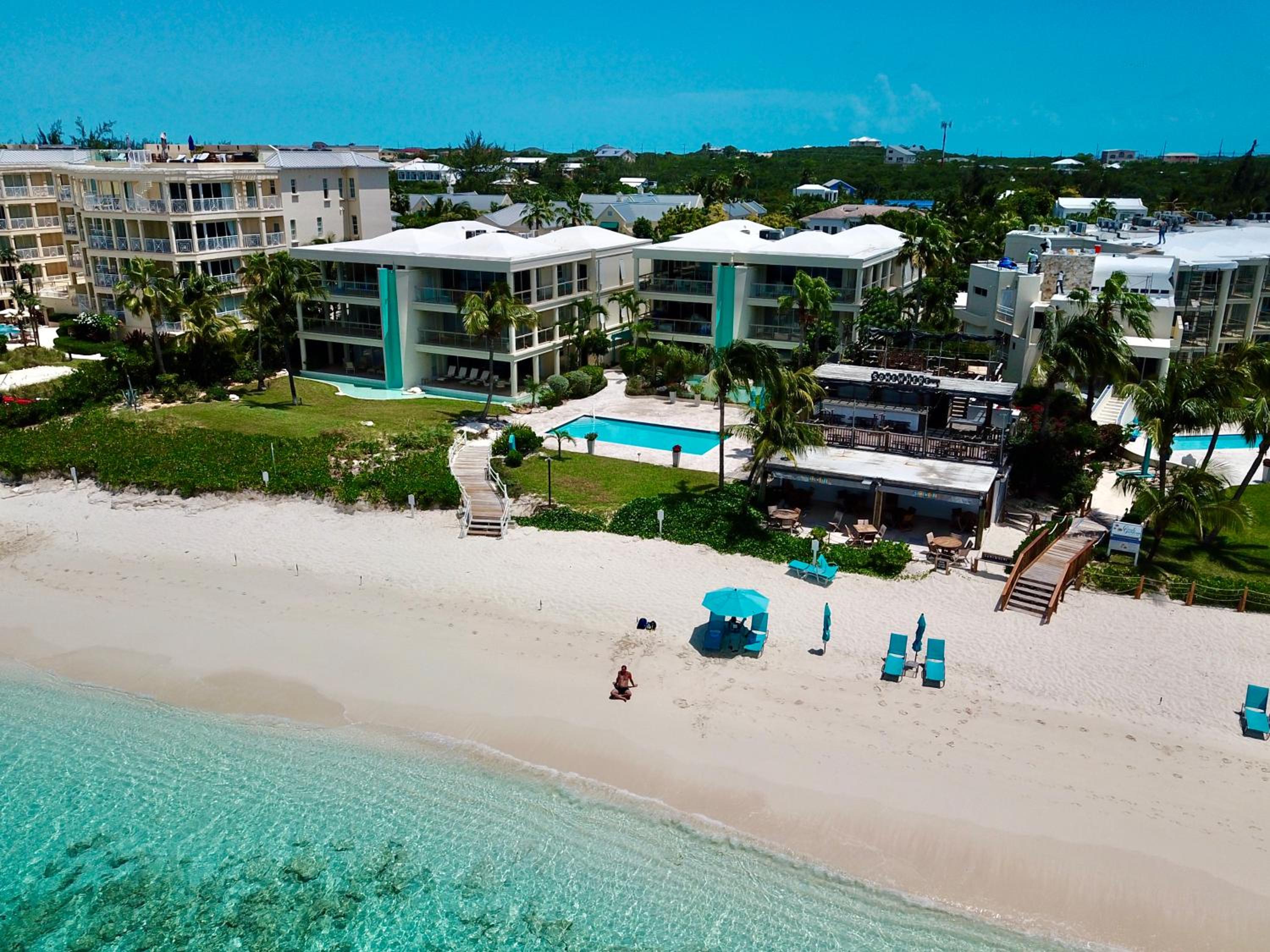 Hotel Coral Gardens on Grace Bay - Image 1