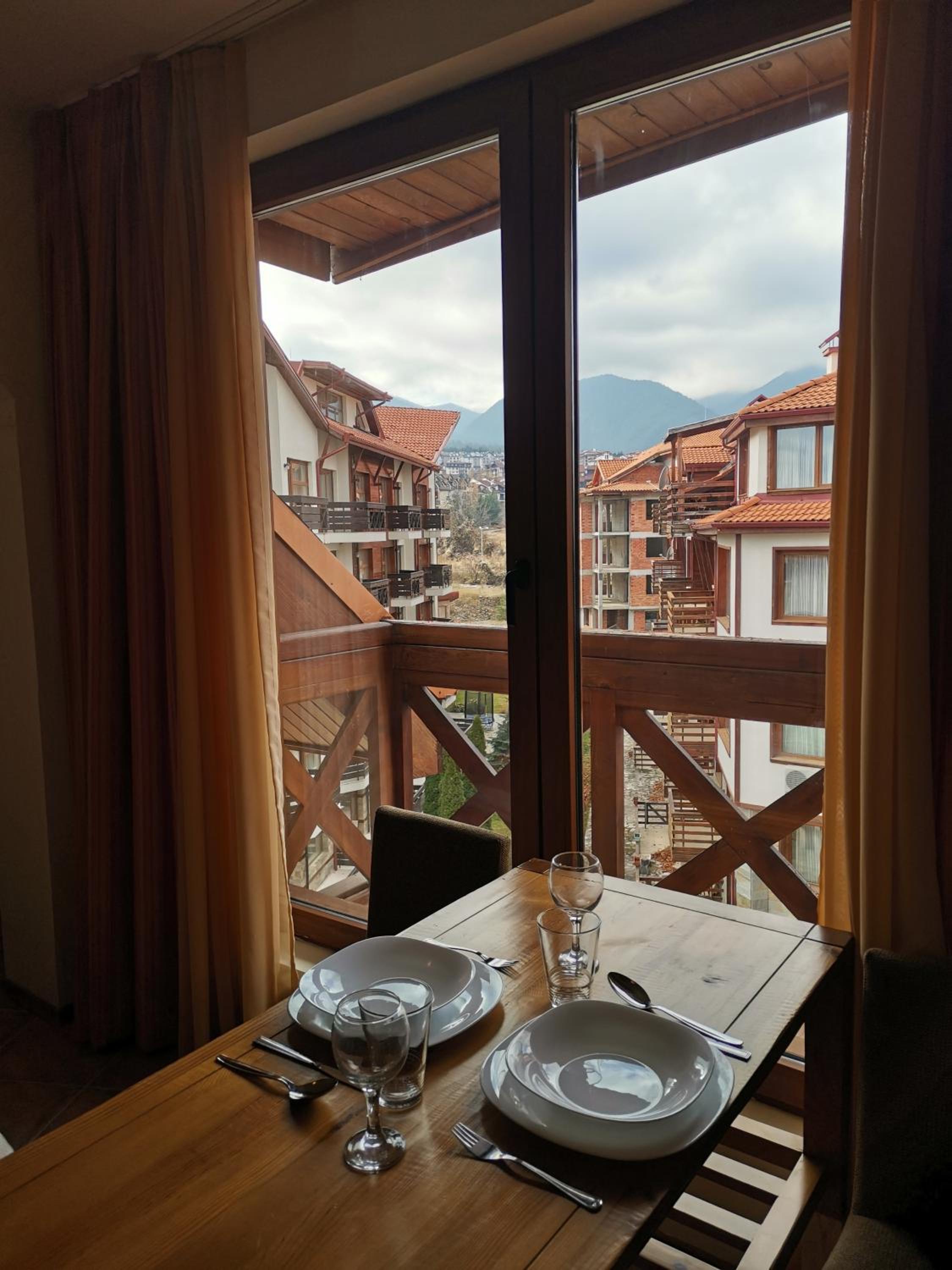 Studio in Murphys Lodge view 5