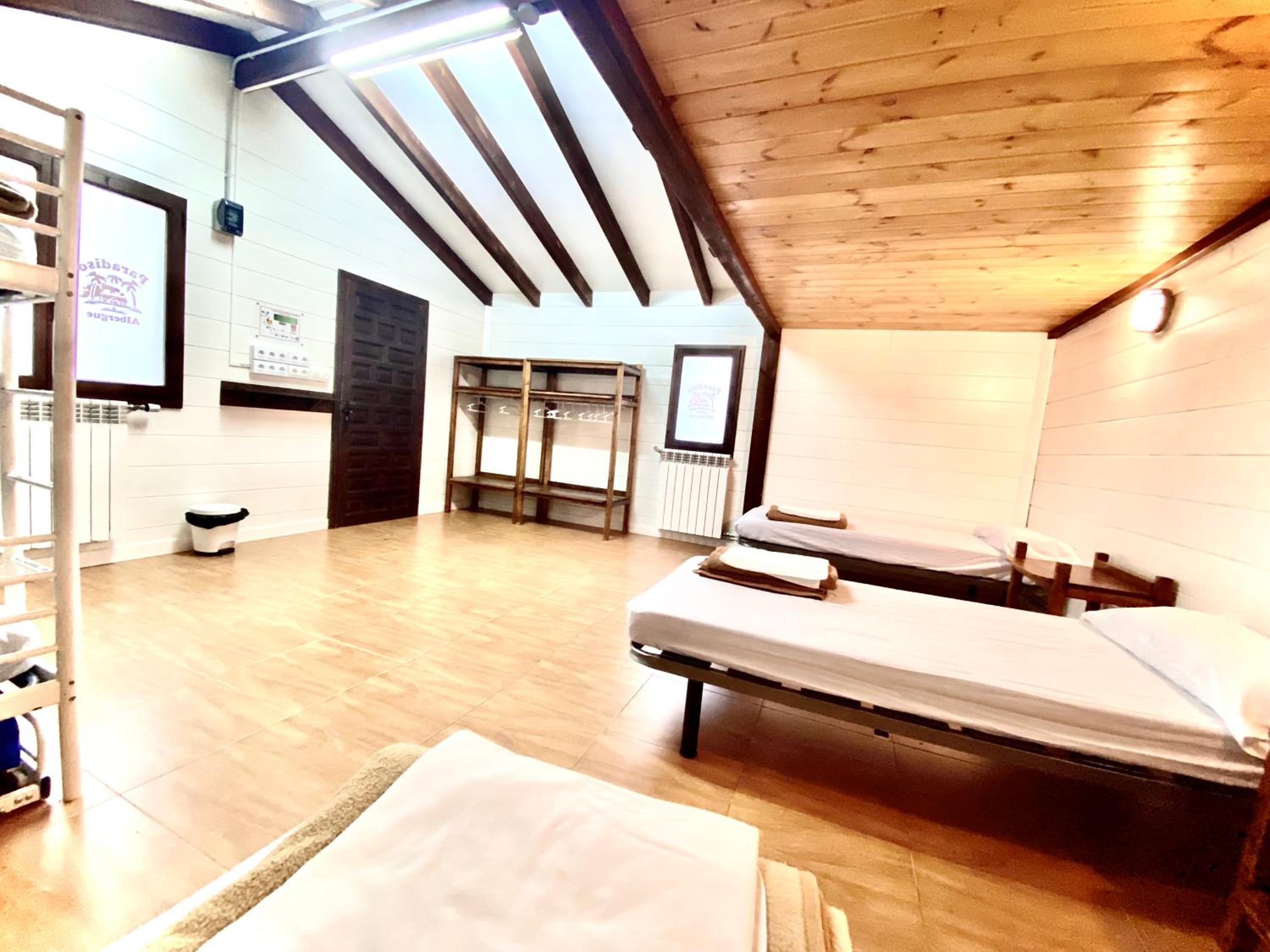 Hostel albergue Paradiso