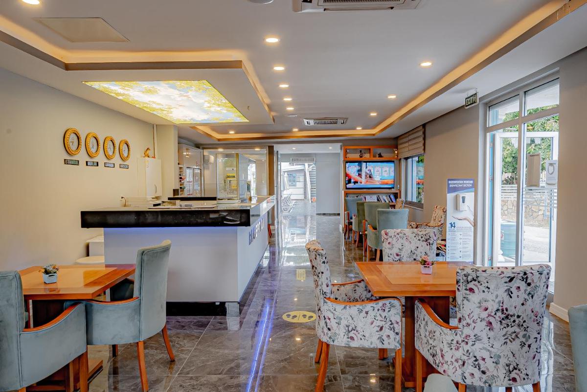 restaurant