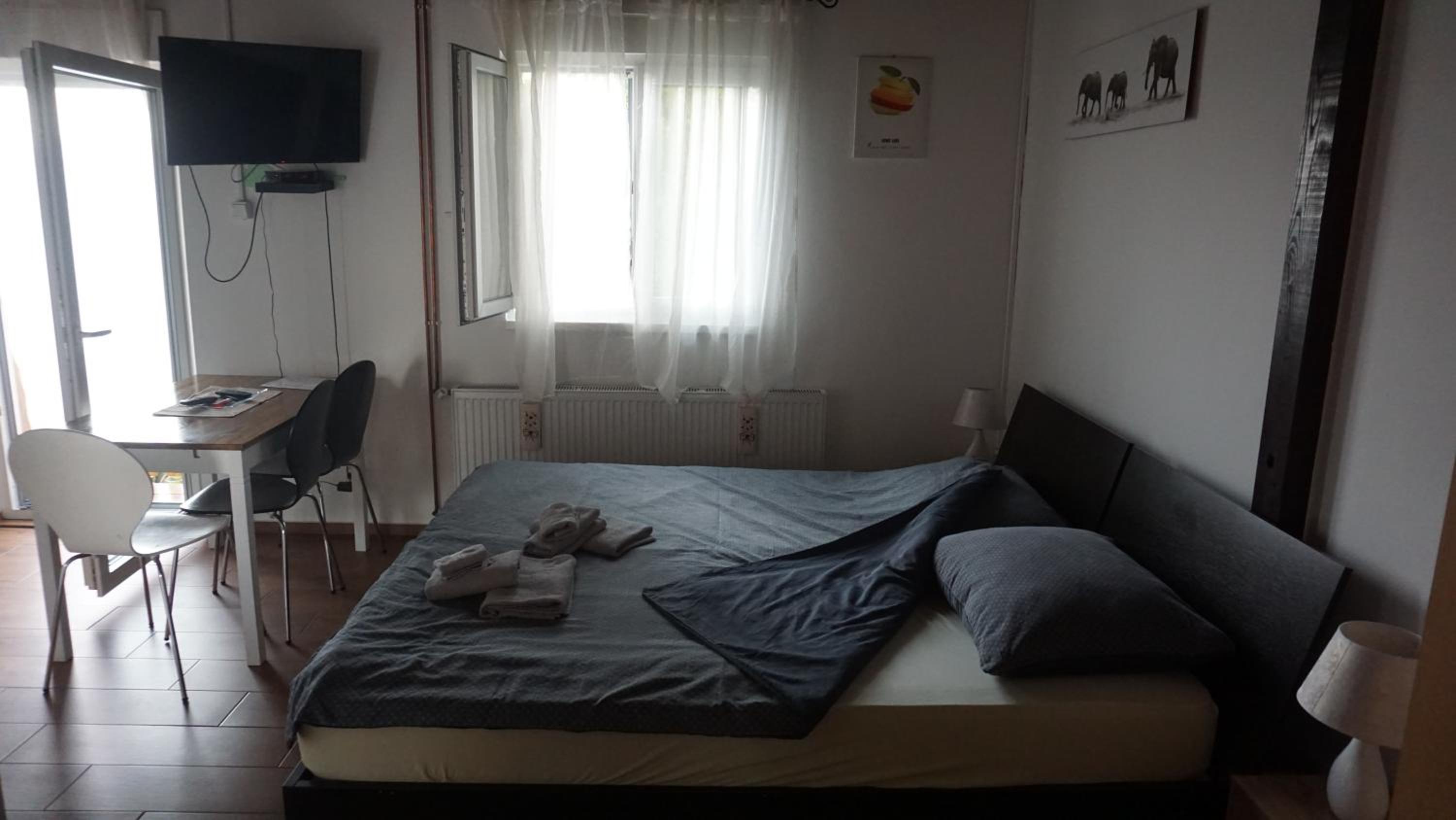 Photo 11