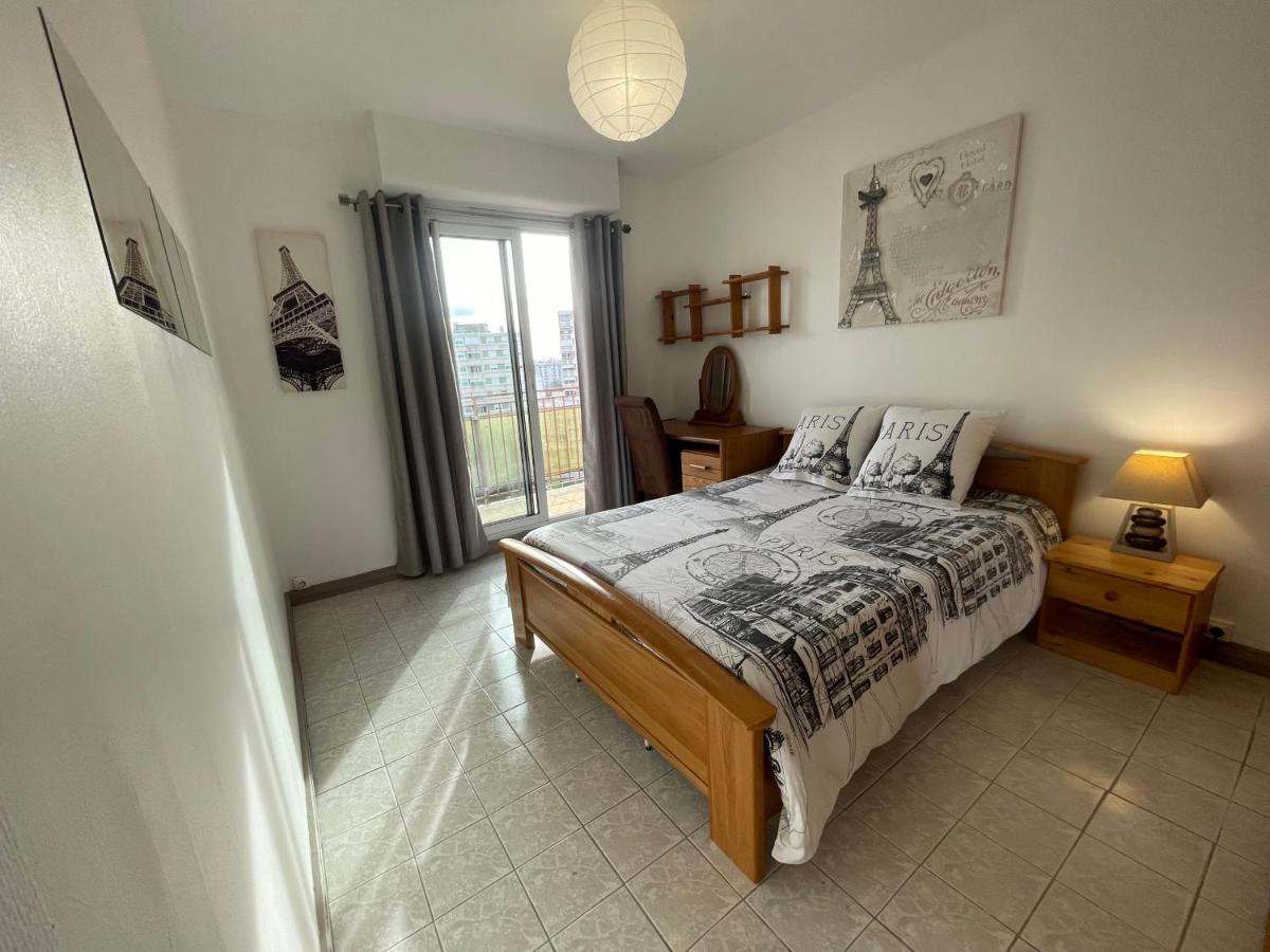 Chambre privée en colocation dans un appartement au centre de rillieux la pape view 4