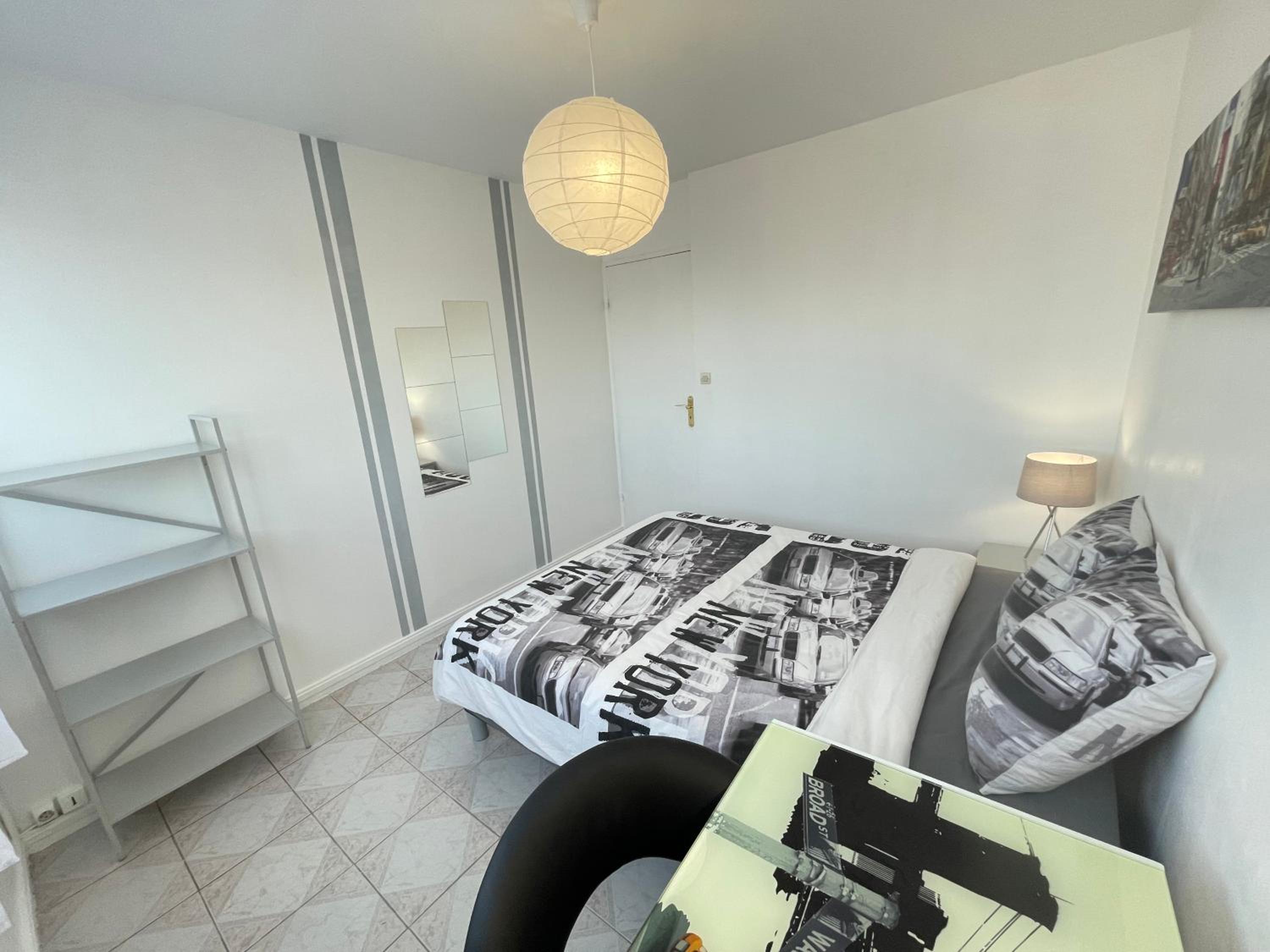 Photo 6