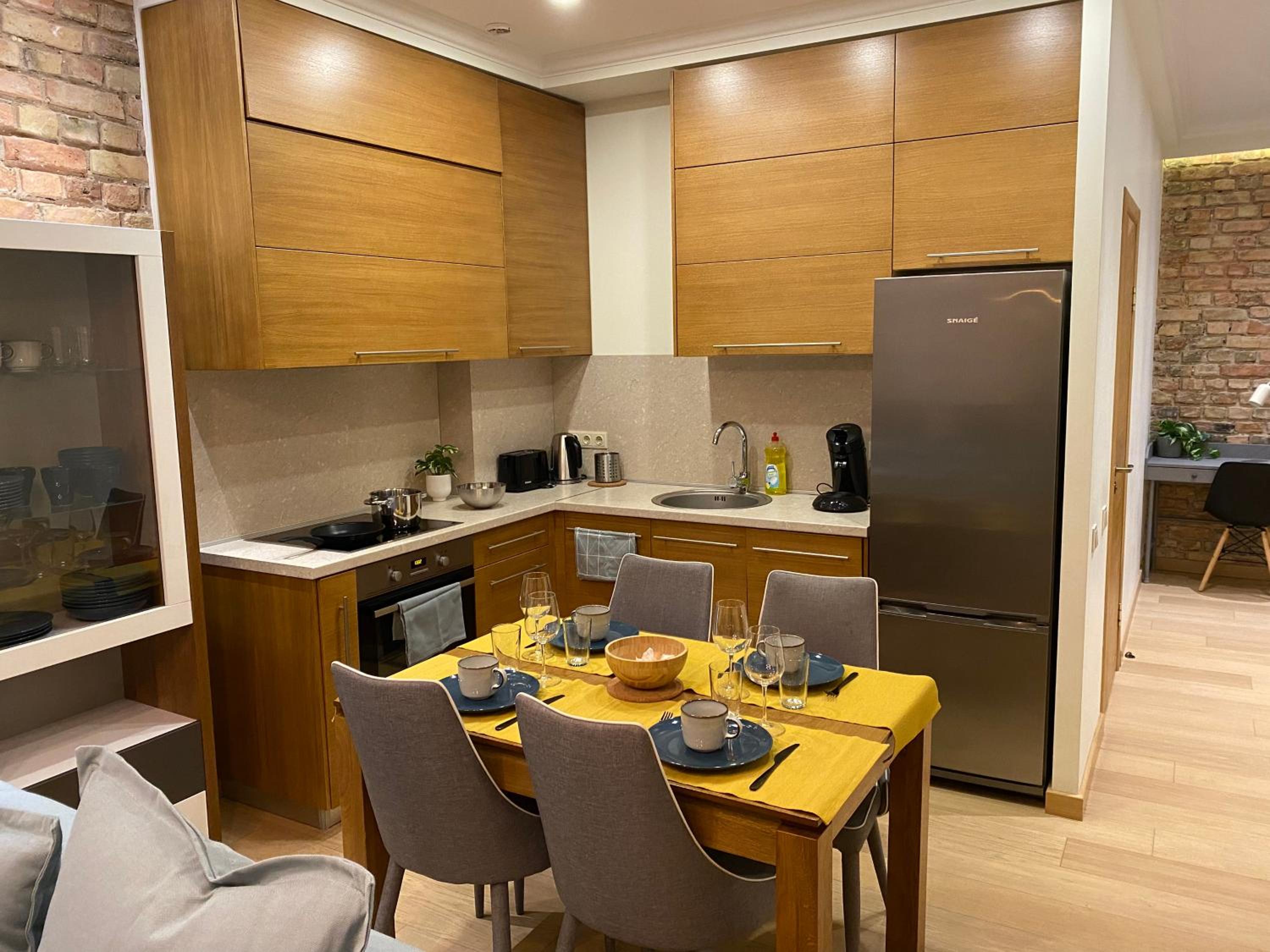 Cosy 2 bedroom apartment in Riga center view 3