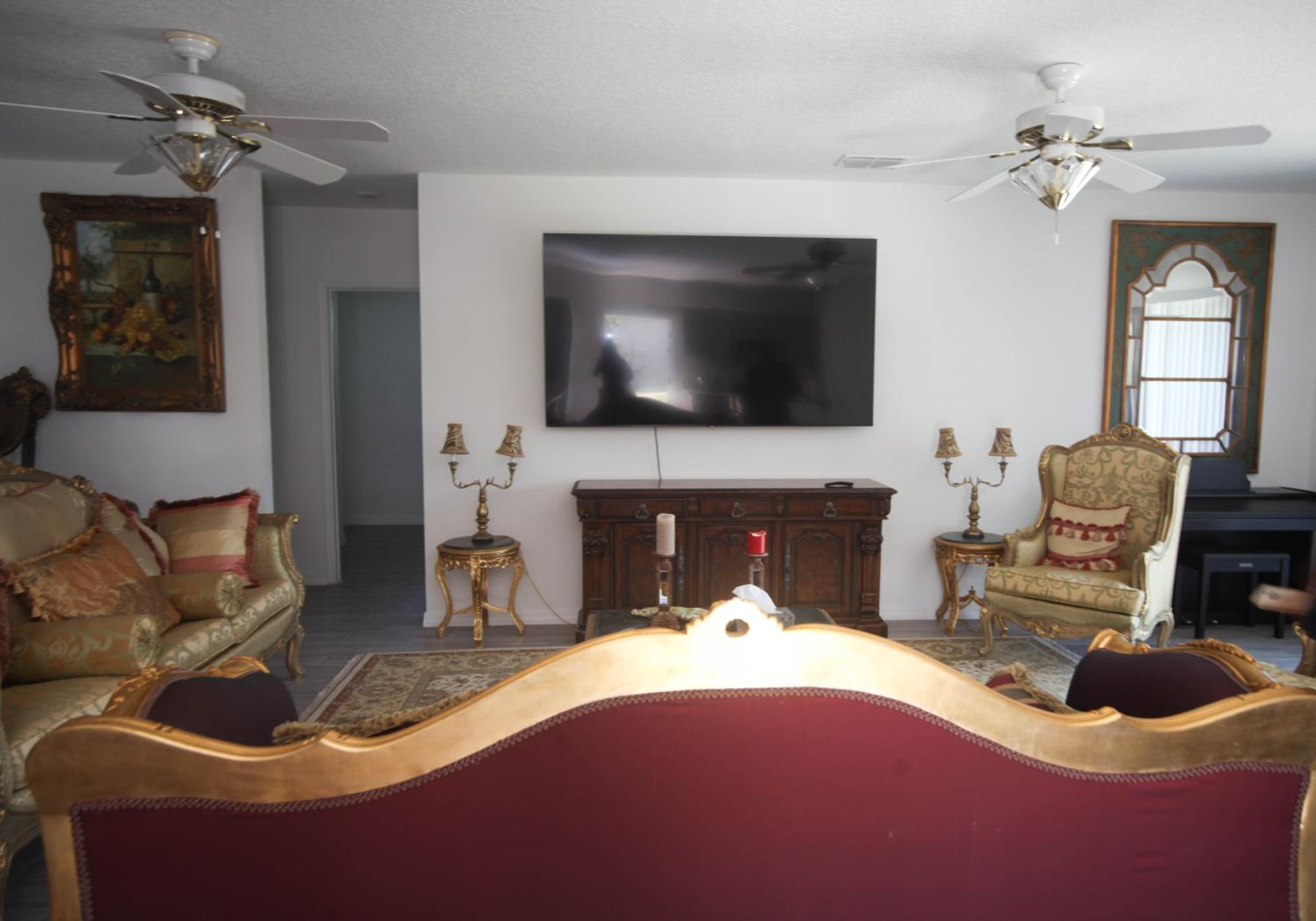 A beautiful queen bedroom