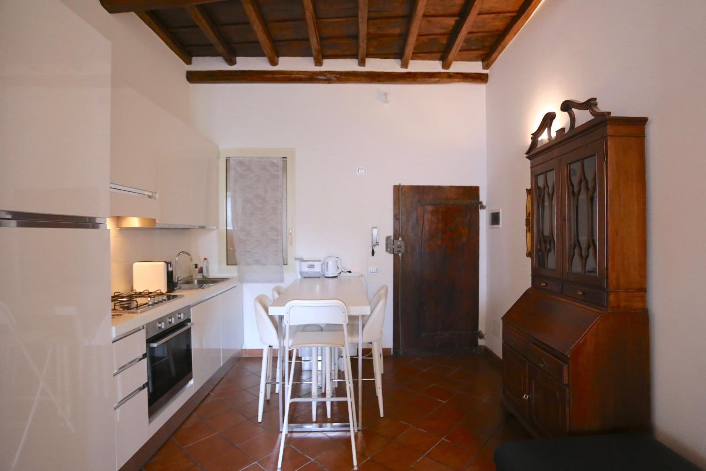 Benedetta 22 - Trastevere