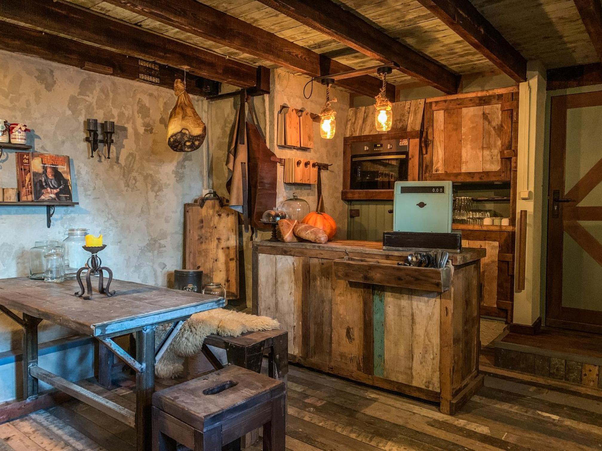 B&B Wood, Food & More view 4