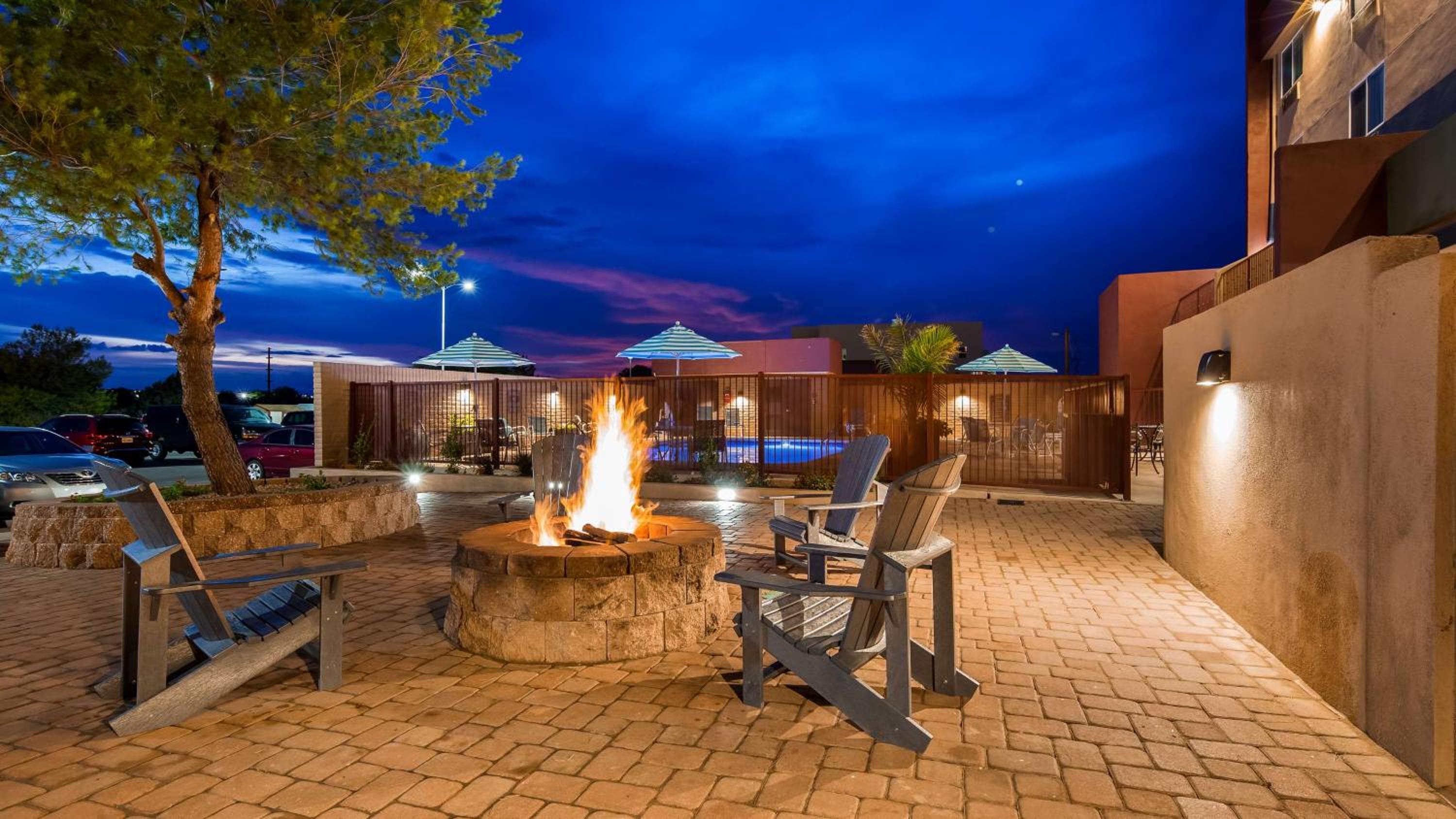 Sierra Vista Vacations - Best Western Plus Sun Canyon - Property Image 7