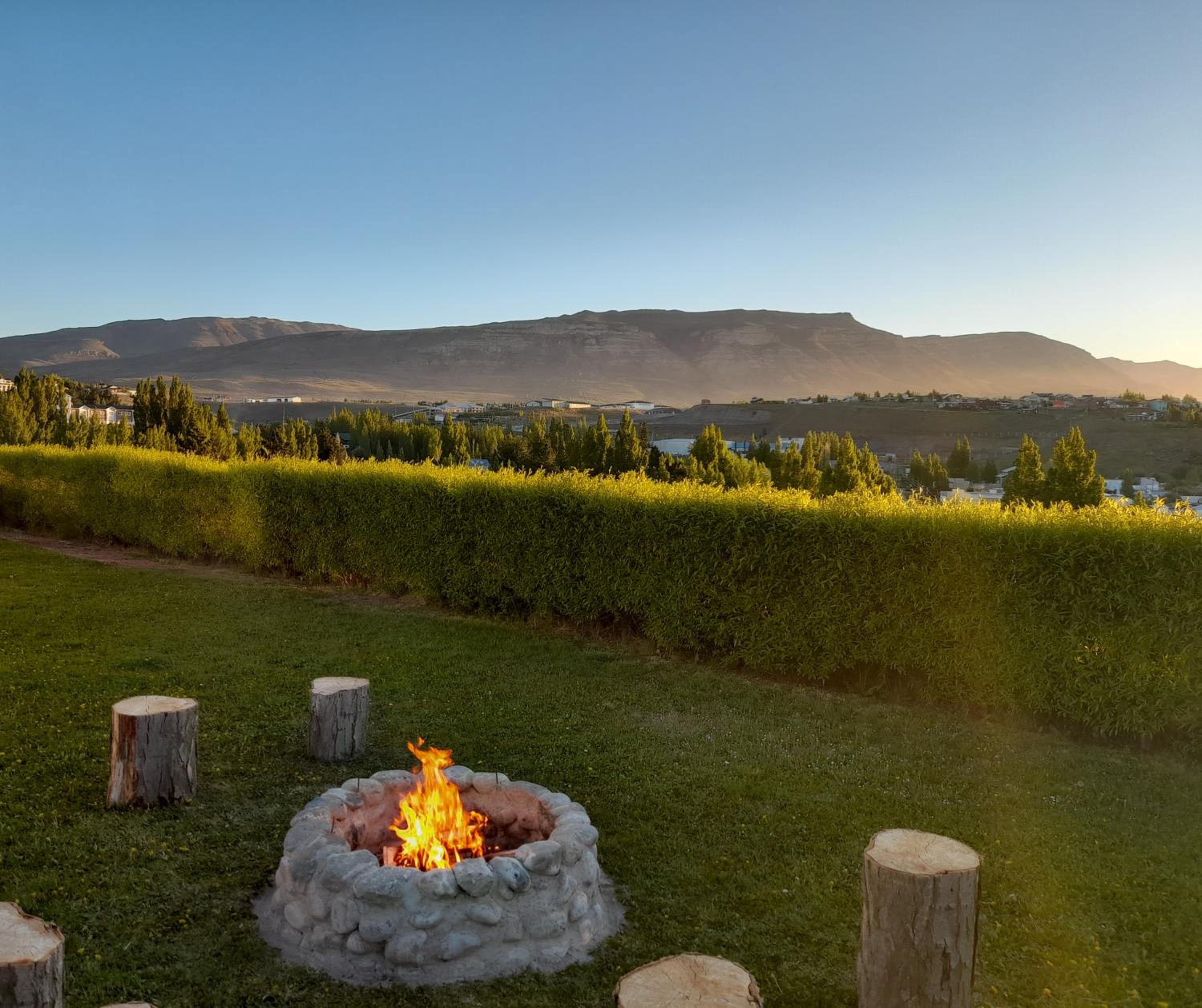 CASA LUMINOSA CON PARQUE y VISTA ESPECTACULAR