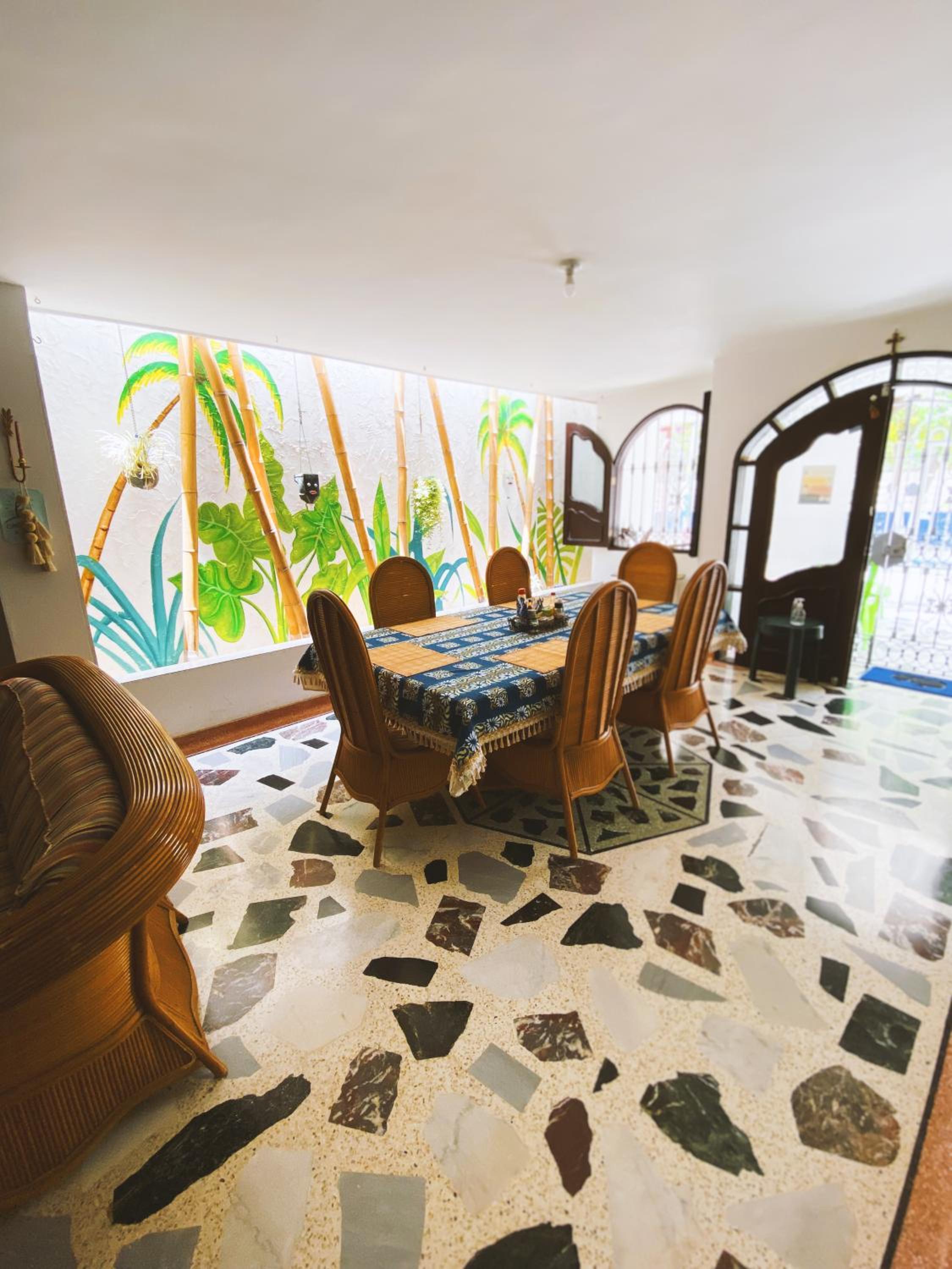 Tia Chela hostel