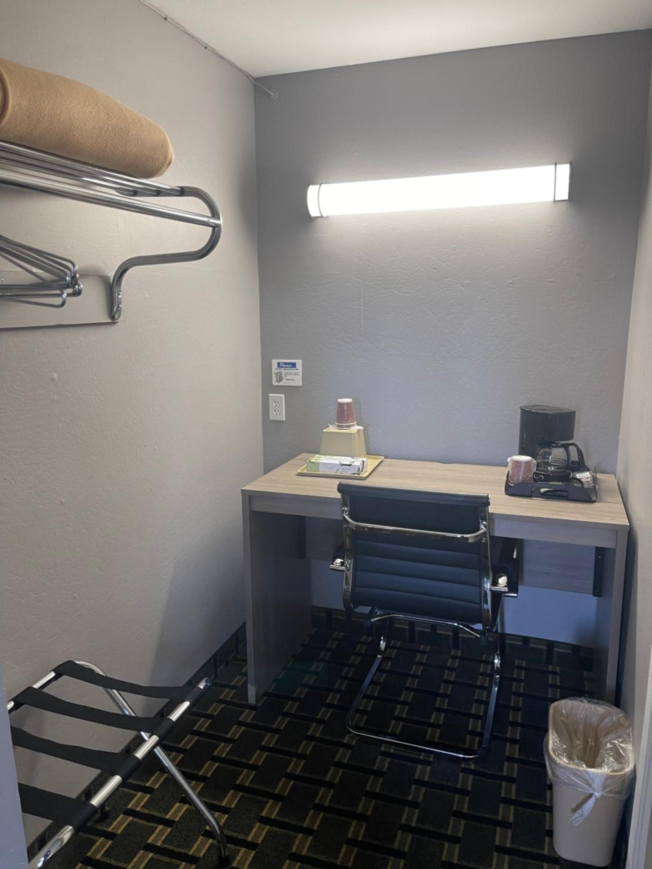 Photo 16