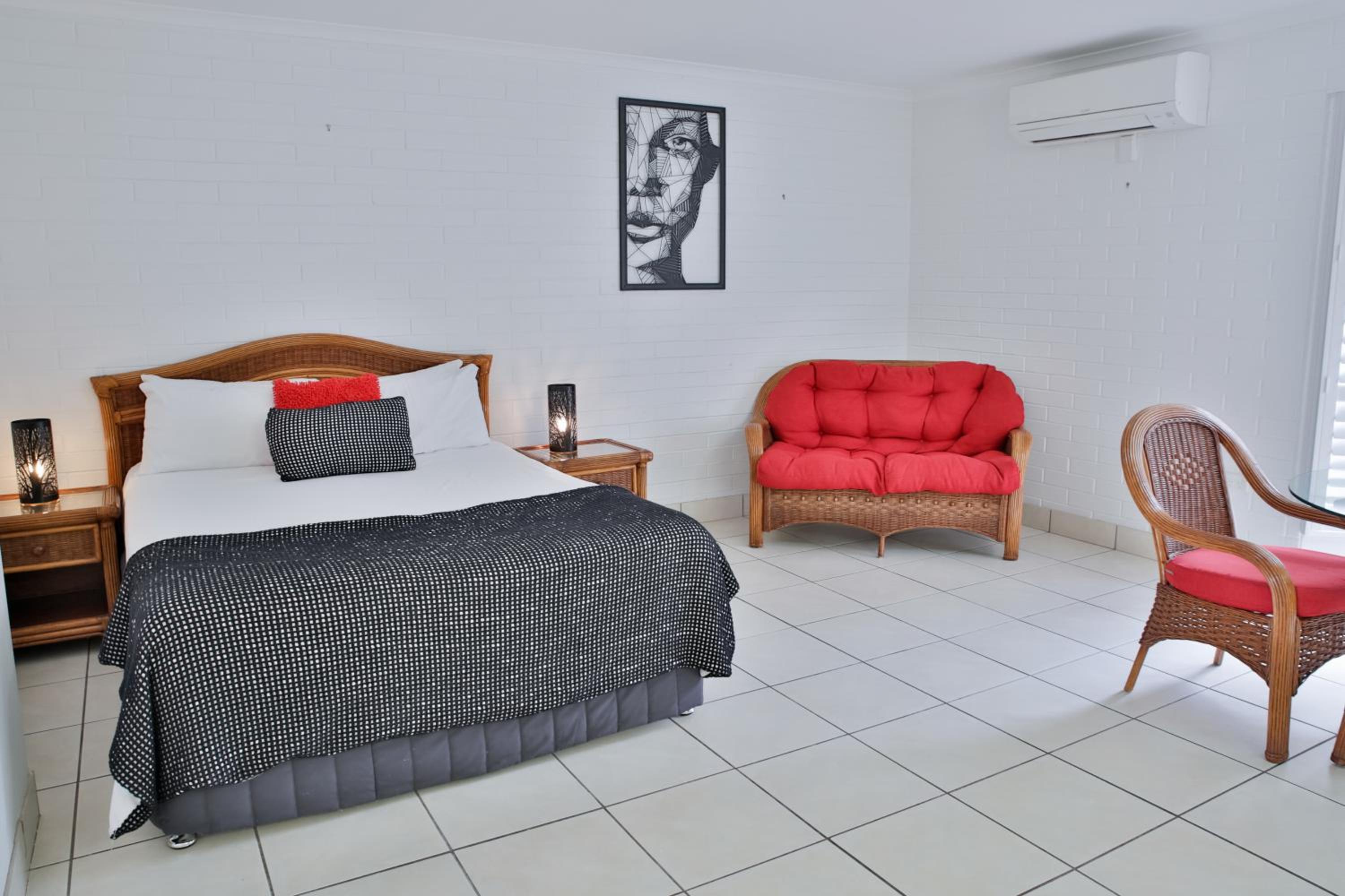 Central Park Motel