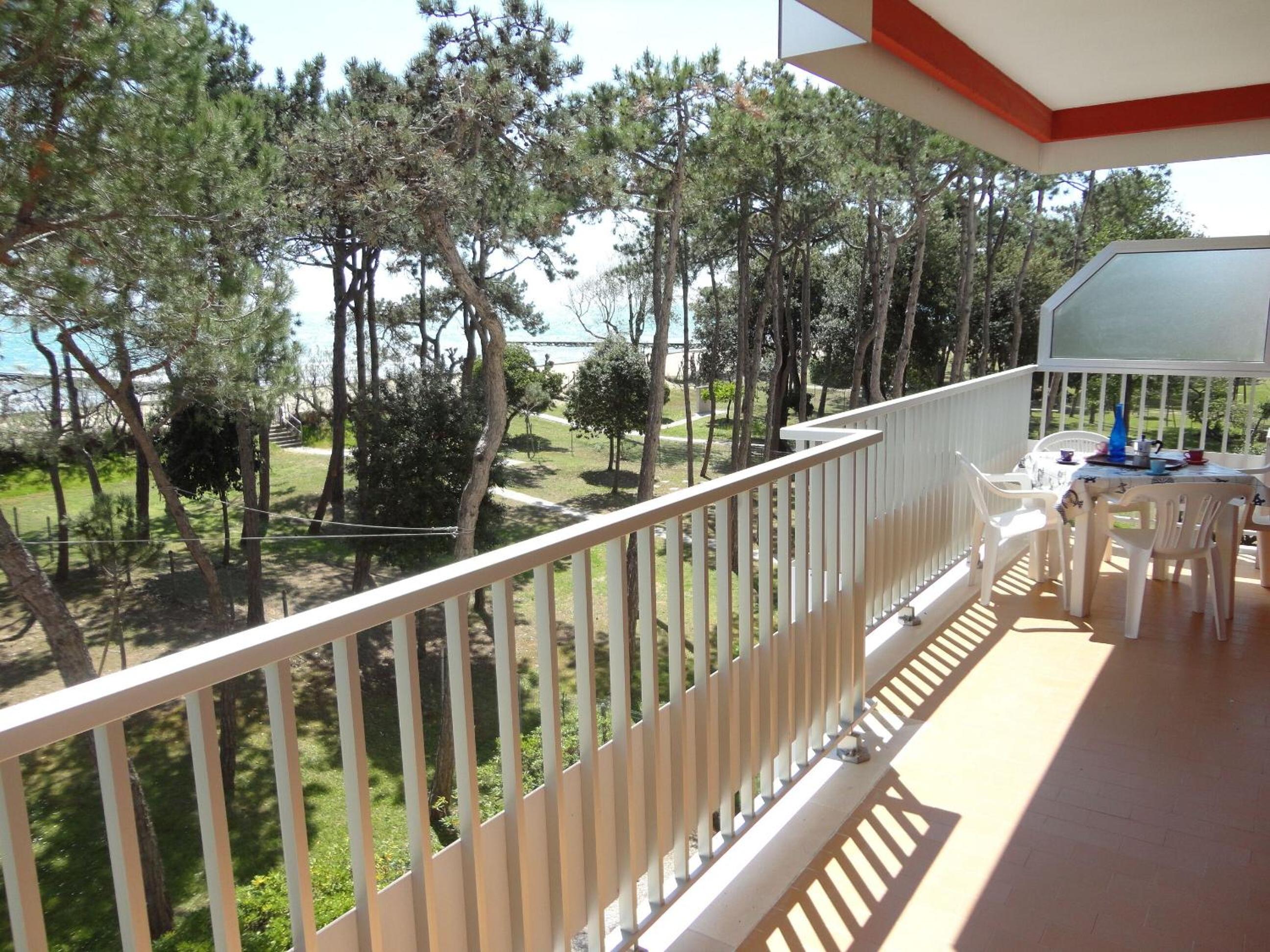 Renovated apartment with sea view terrace