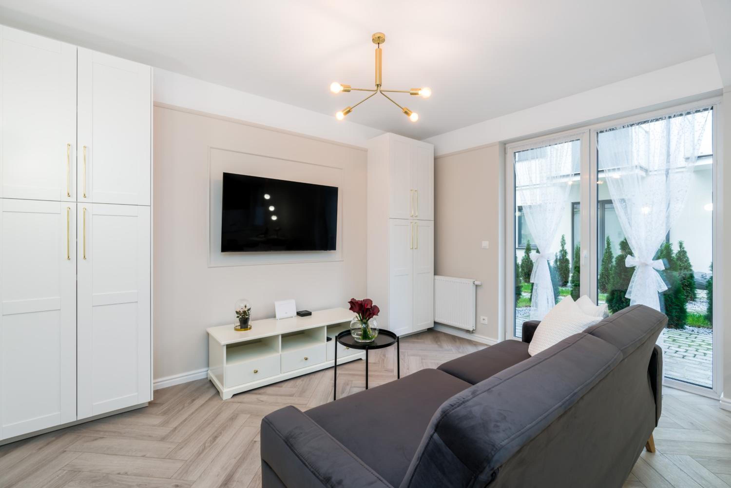 Modern Studio Apartments Poznań City Center by Renters