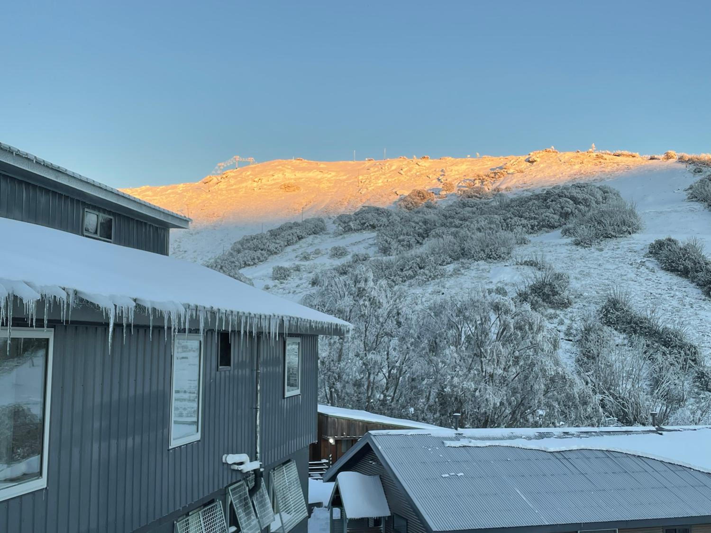 Cooroona Alpine Lodge