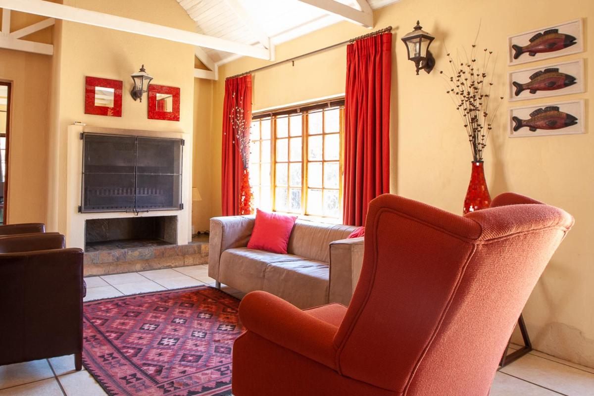 Crimson Cottage view 3